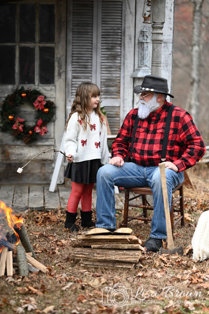 SENIOR PORTRAIT SESSION PHOTOGRAPHED BY LISA BROWN