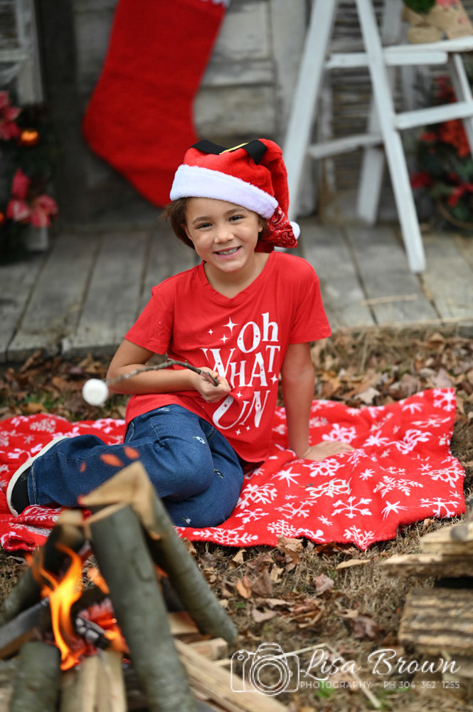 SENIOR PORTRAIT SESSION PHOTOGRAPHED BY LISA BROWN