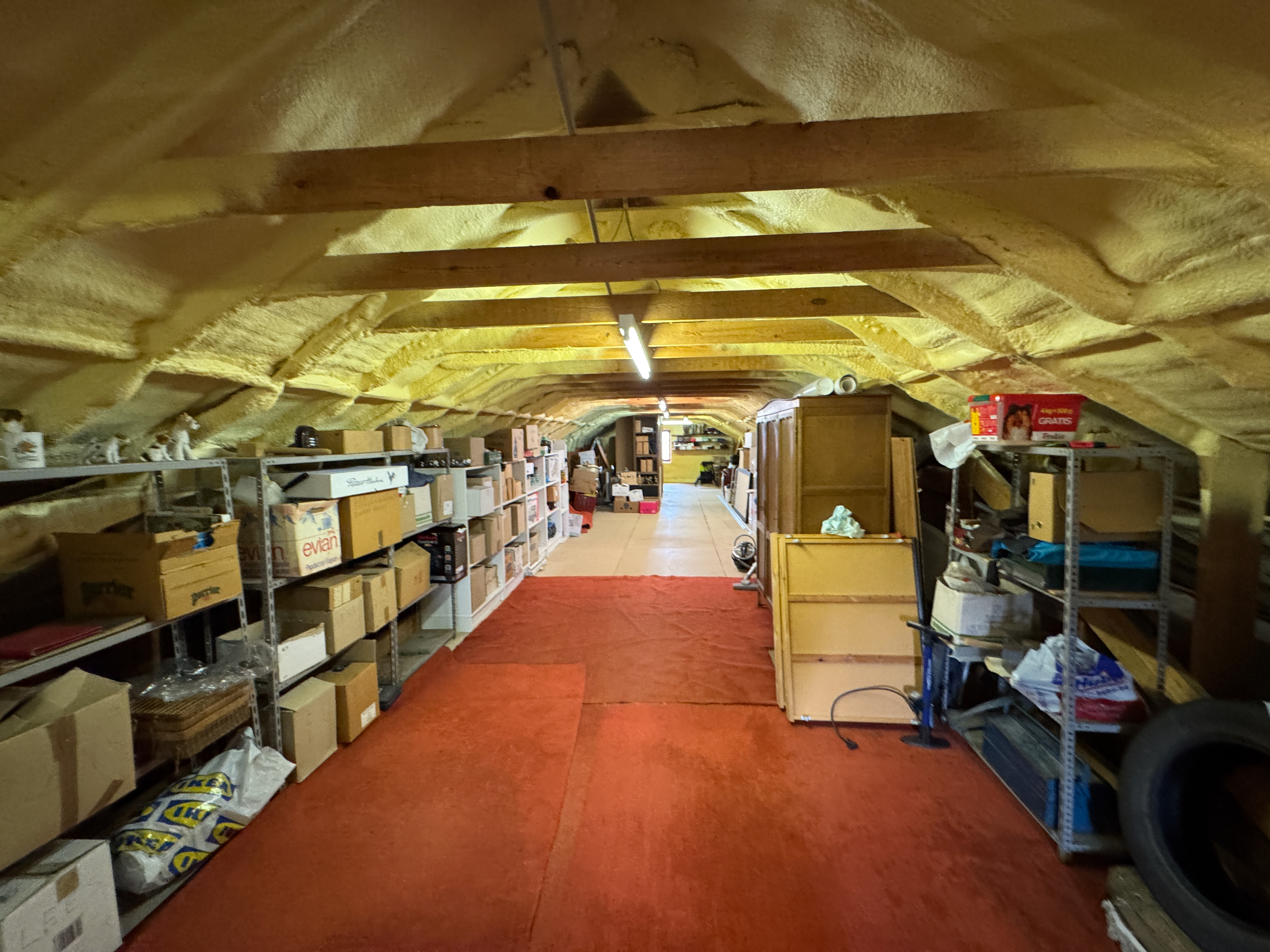 Onderdak type Menuiserite