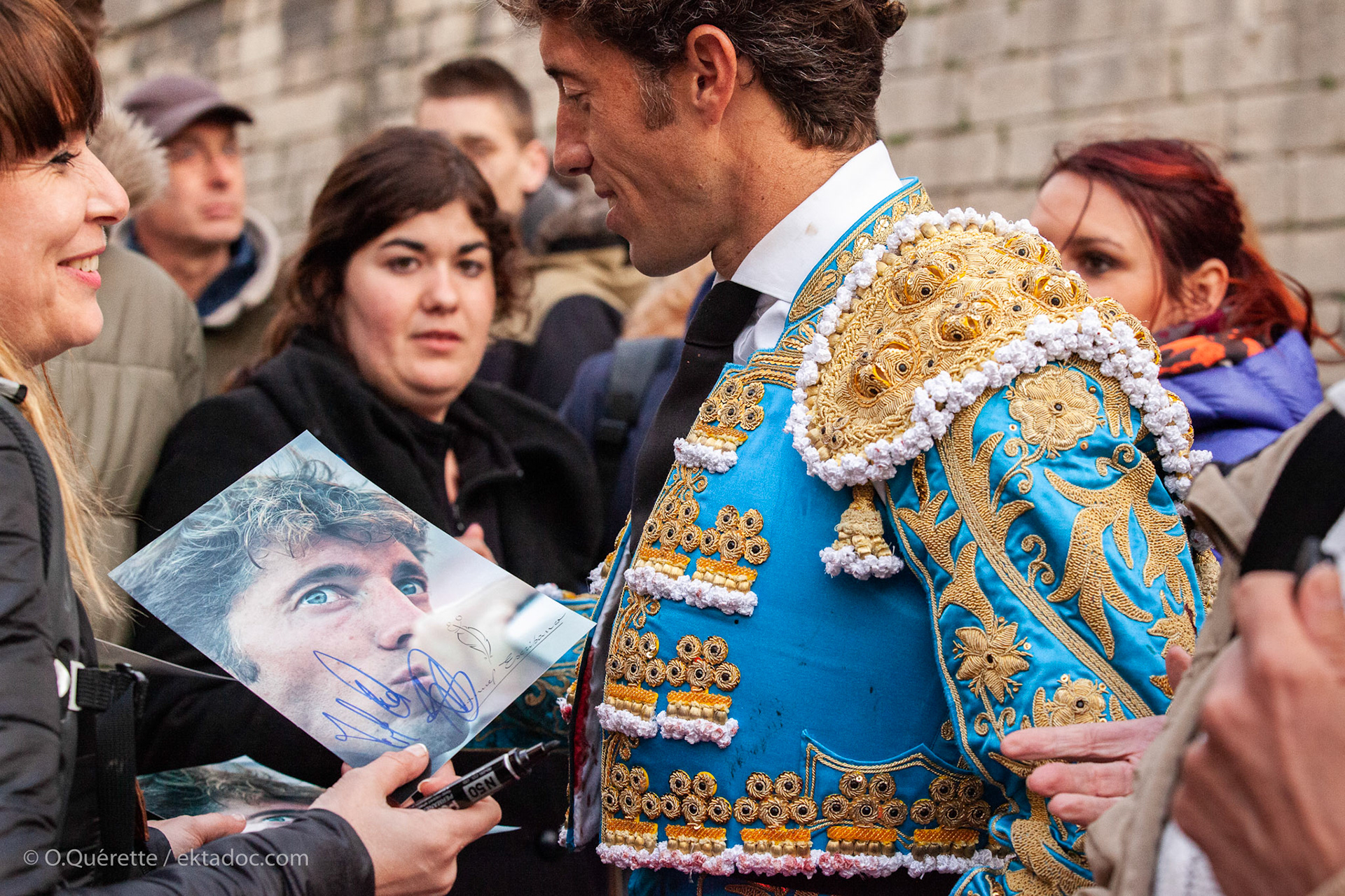 Dédicace lors de la Feria de Pâques à Arles