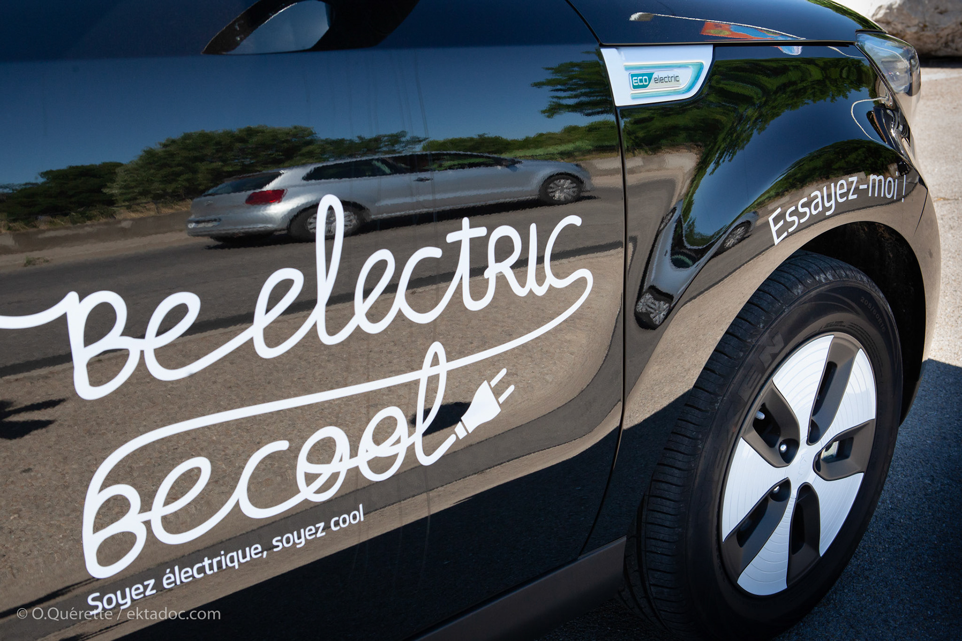 Station de recharge pour véhicules électriques à Arles