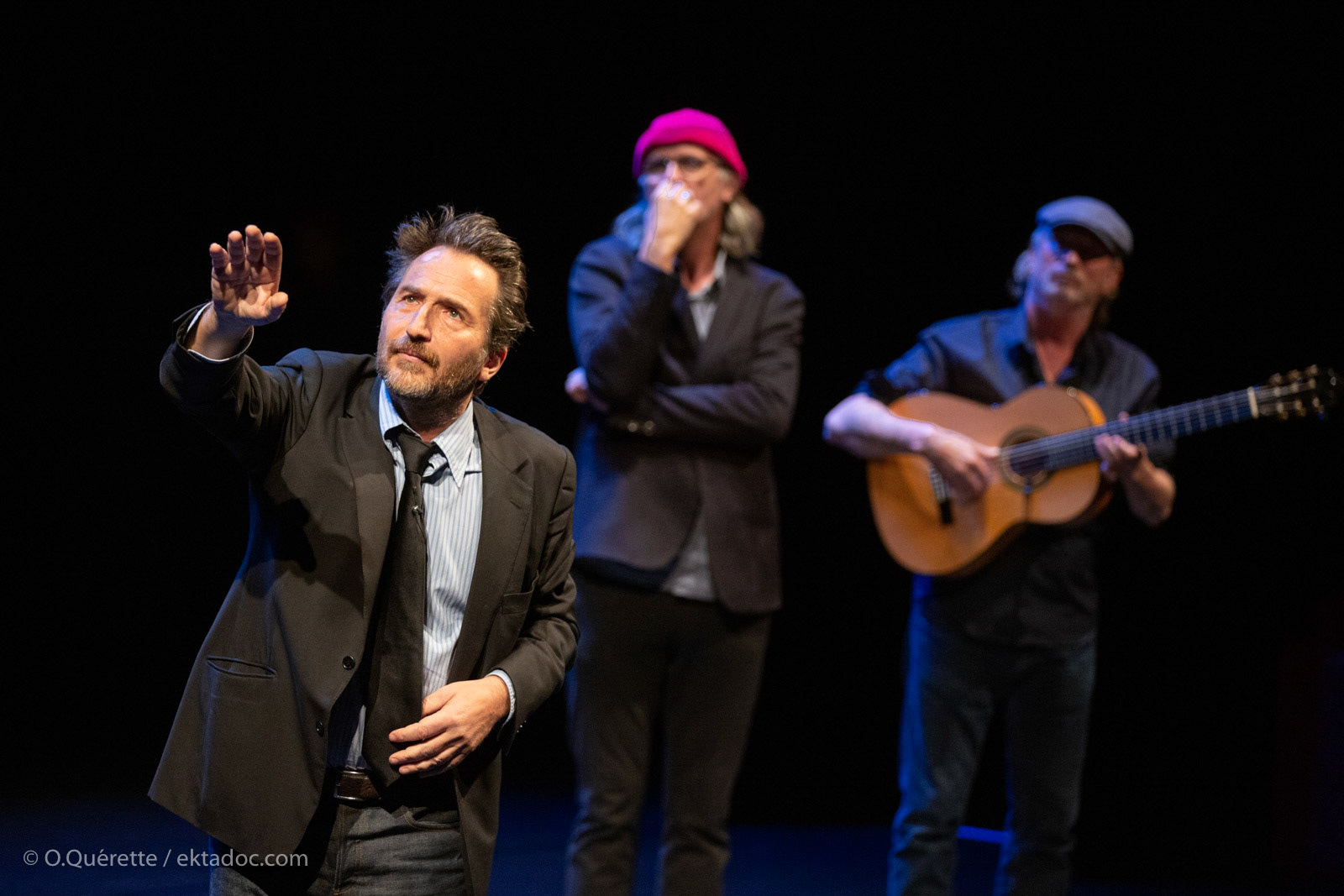 Le premier Journal d'Arles au théâtre d'Arles imaginé par Edouard Baer