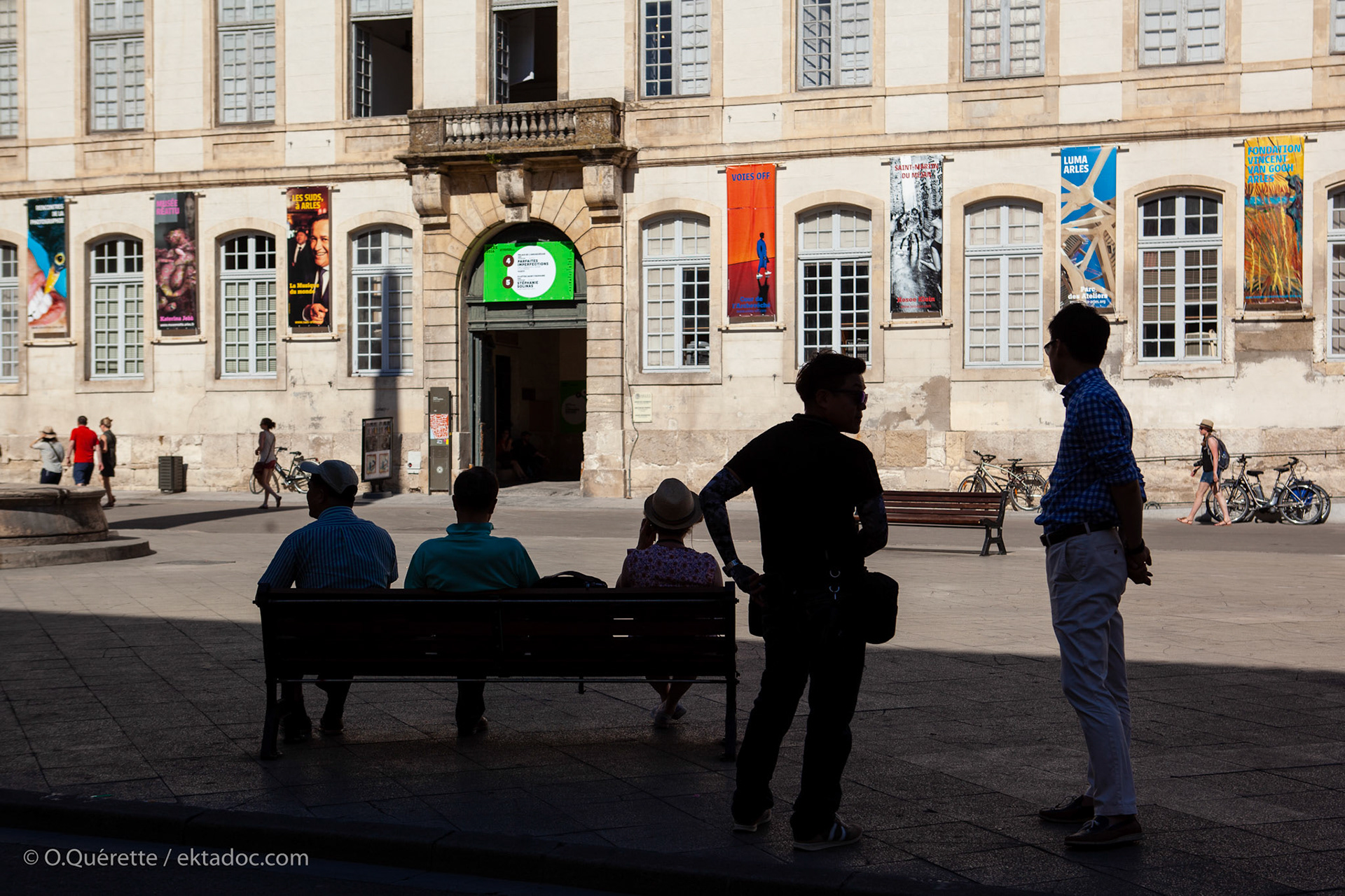 Place de la République pendant les Rencontres de la Photographie d'Arles