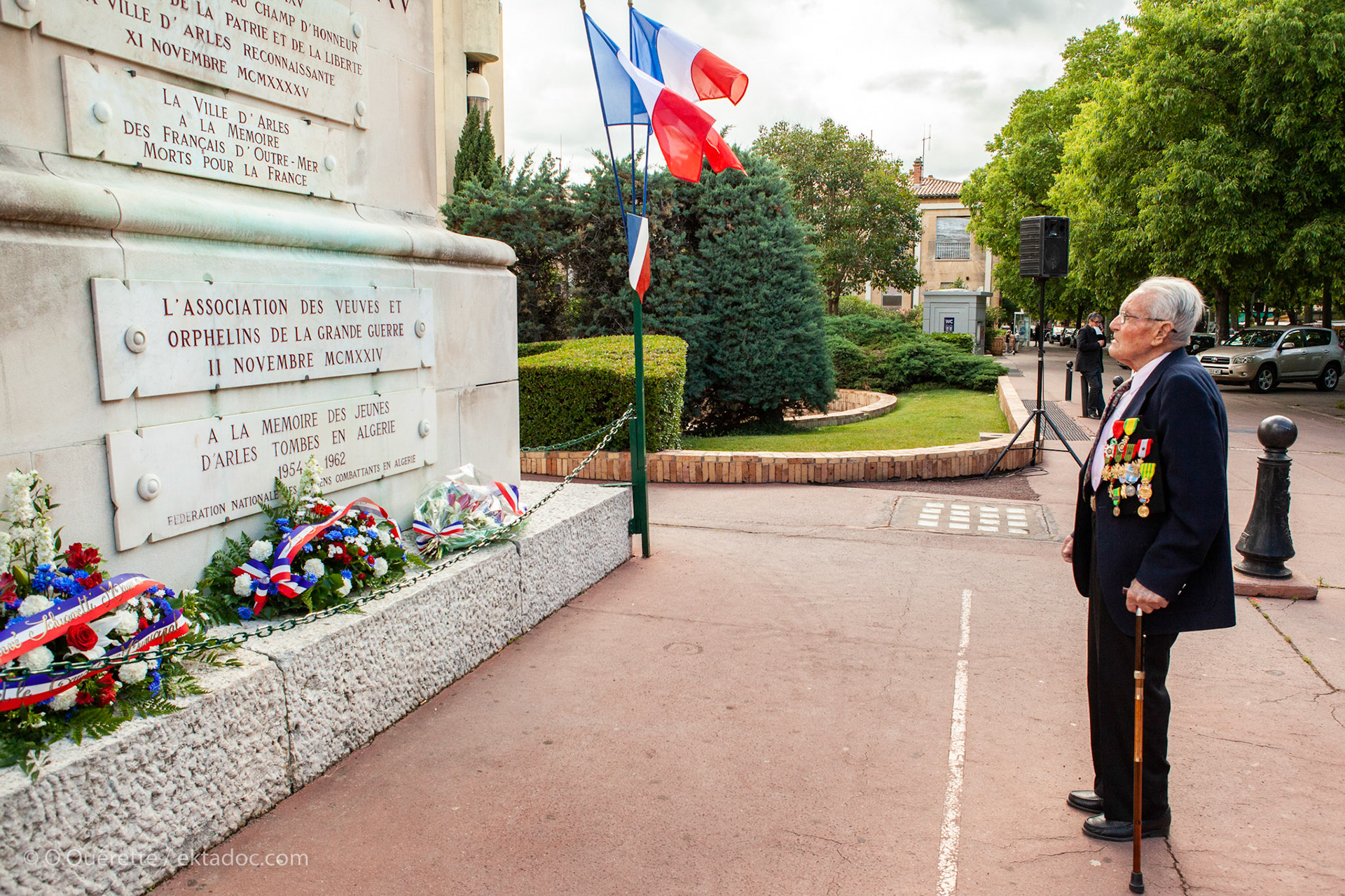 Commémoration du centenaire de la bataille de Verdun, monument aux morts à Arles