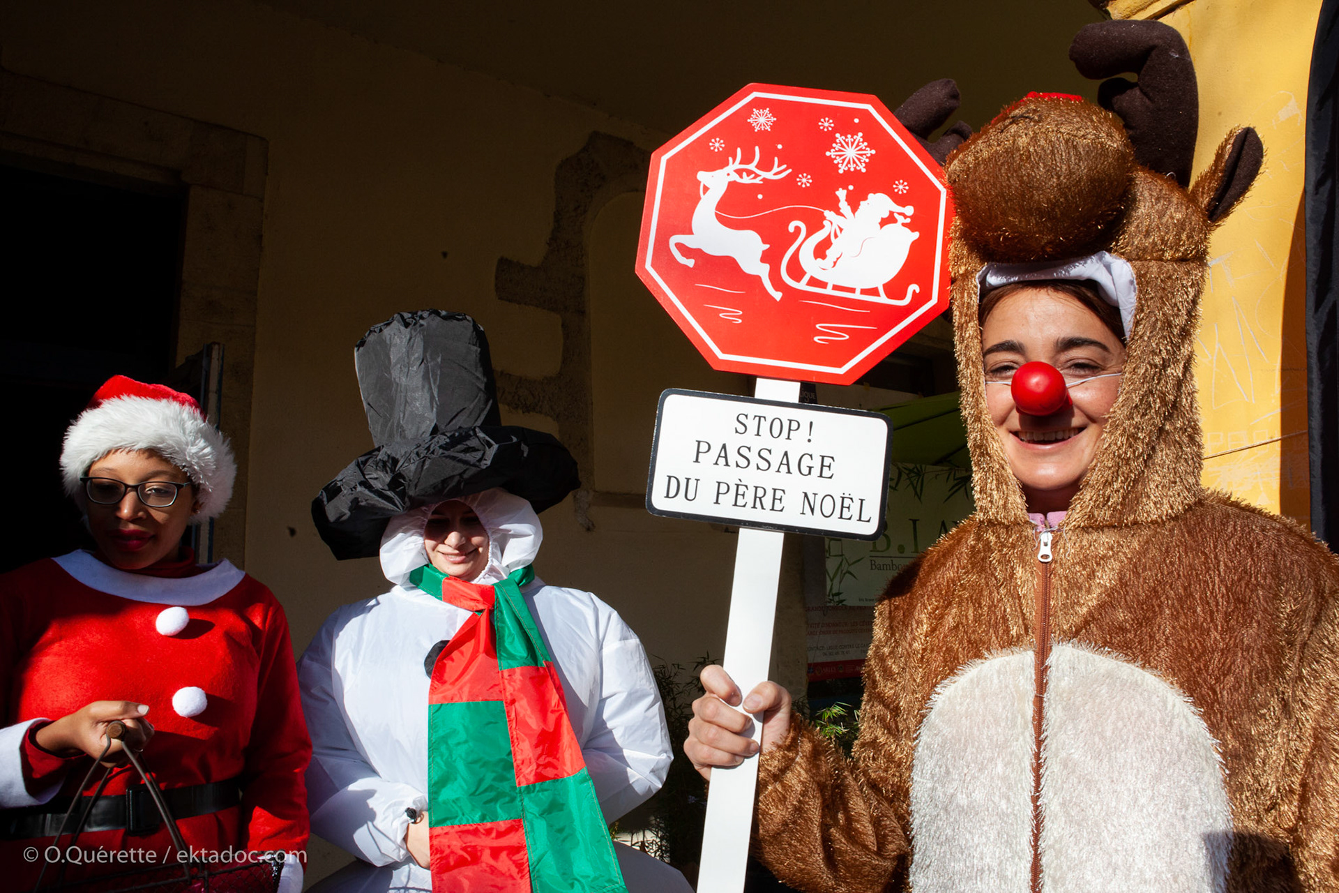 Marché de Noël organisé par la Ligue contre le cancer à Arles