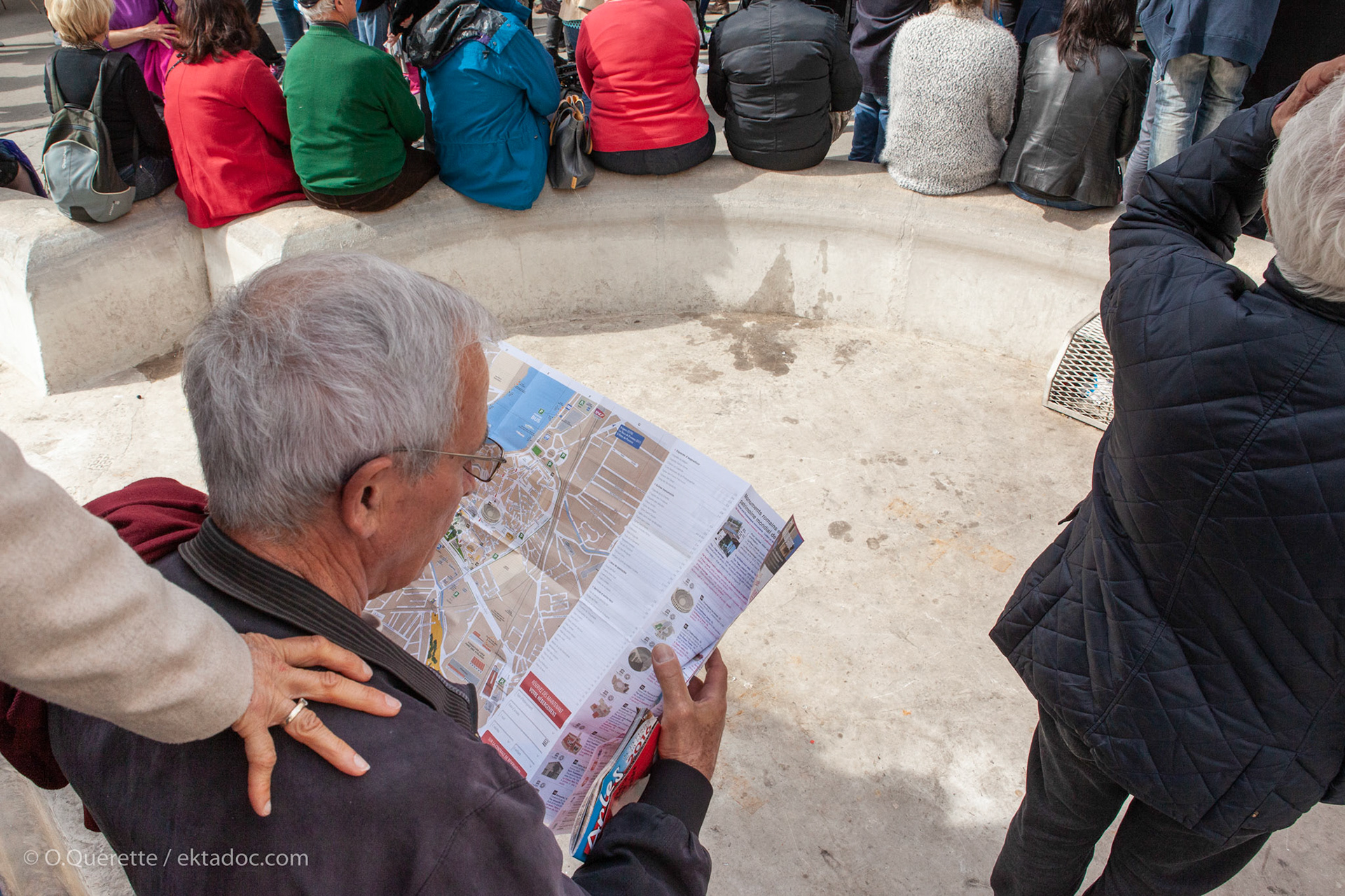 Touristes à Arles