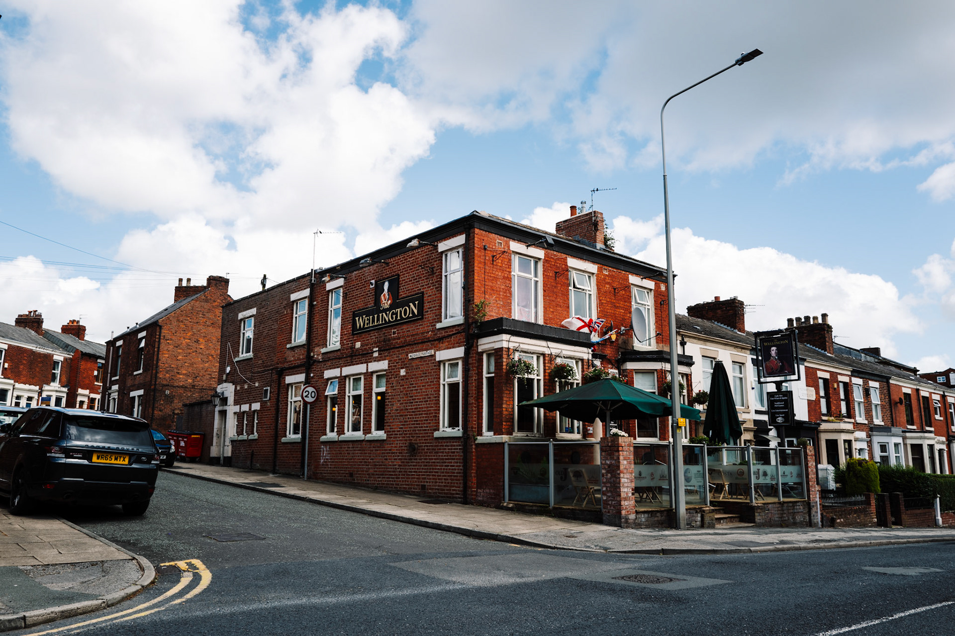 The Welly - Sunday night pool sessions