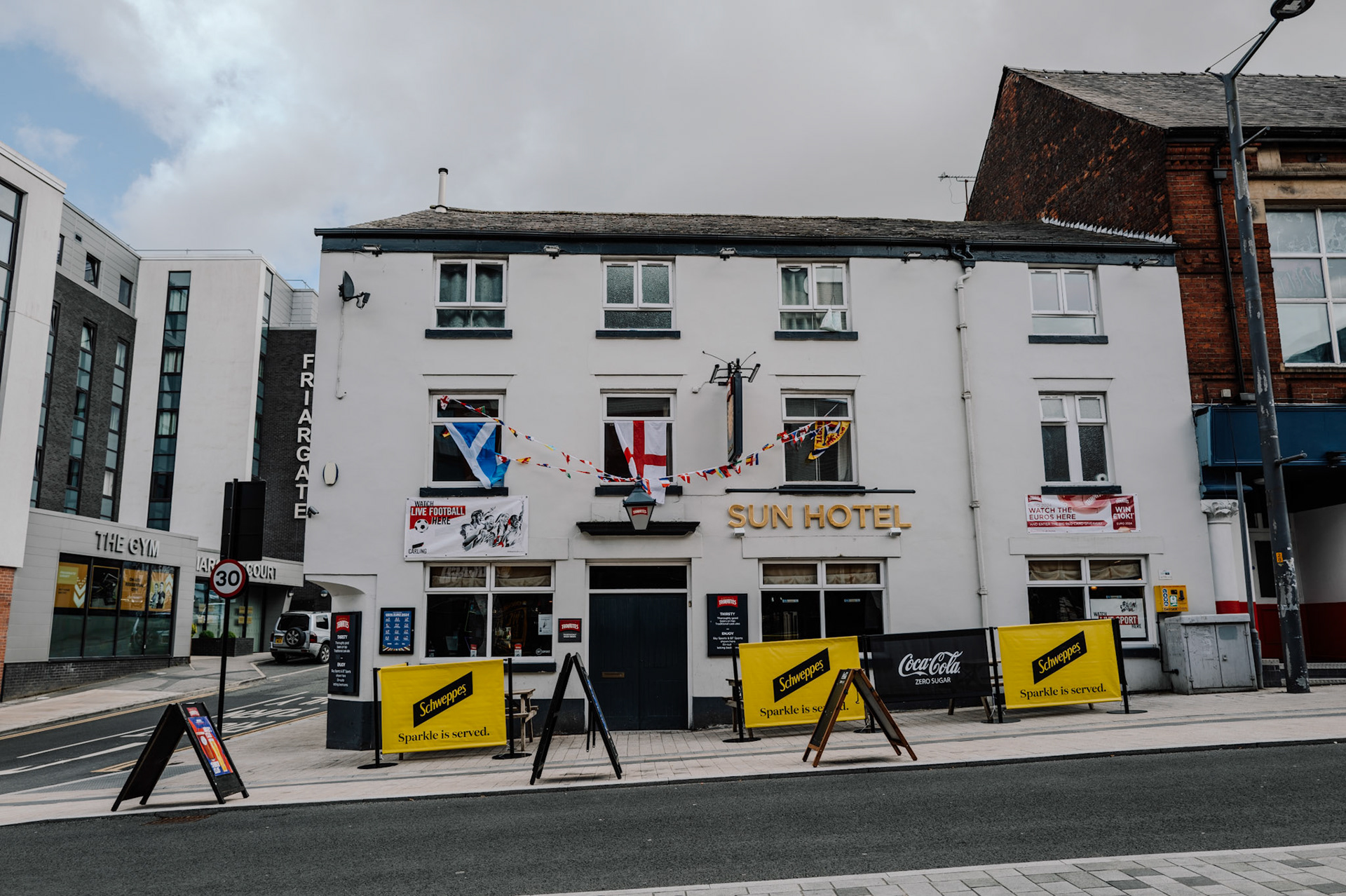 I remember getting dropped off here by taxi in fancy dress