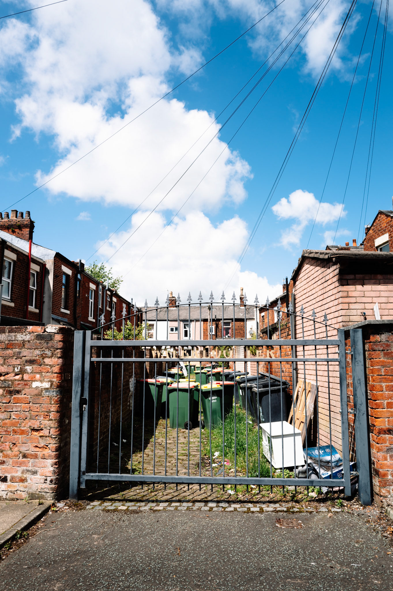 All the backies have gates now