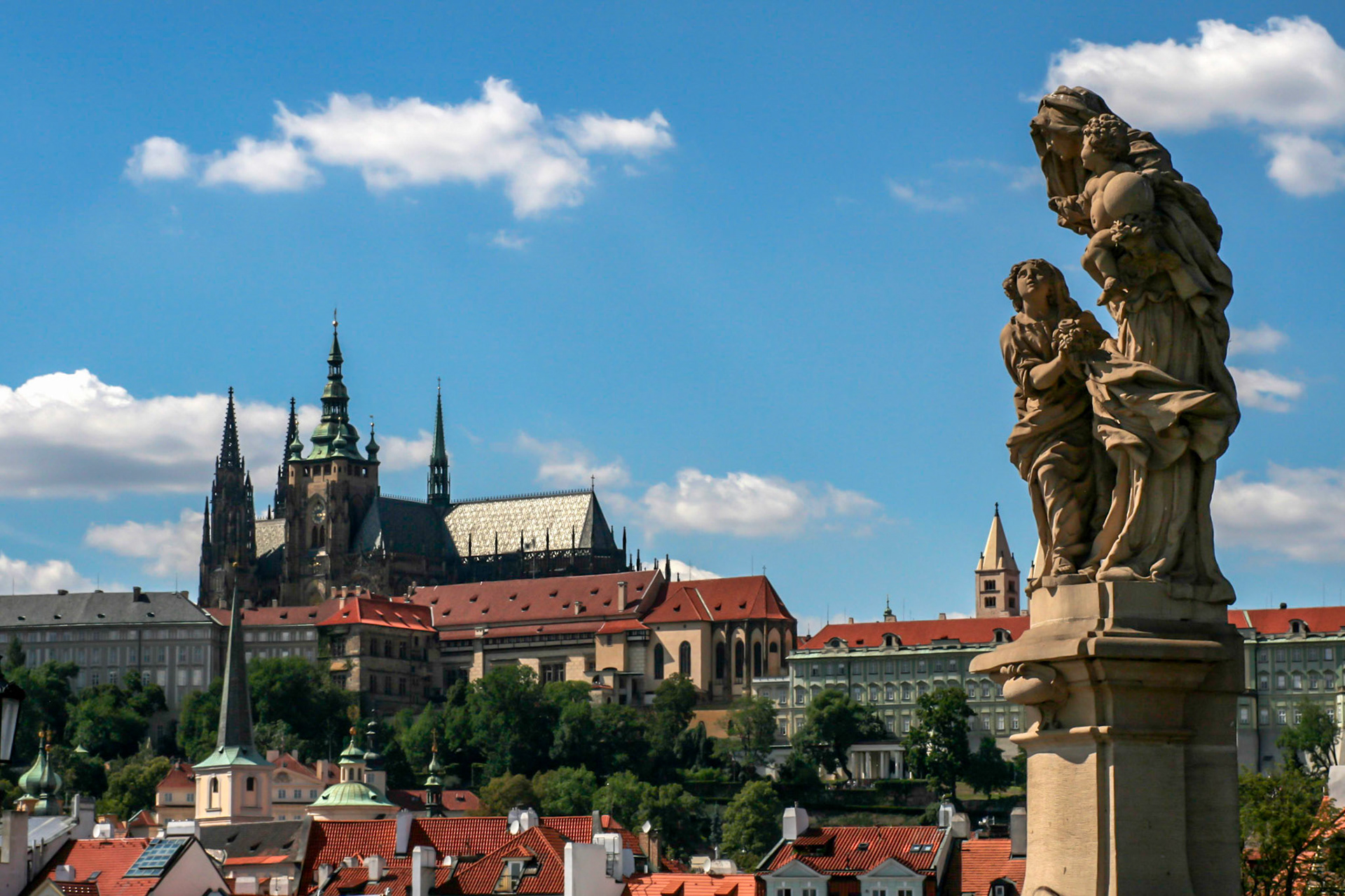 Charles Bridge, Prague, Czech Republic. Aug 4, 2007