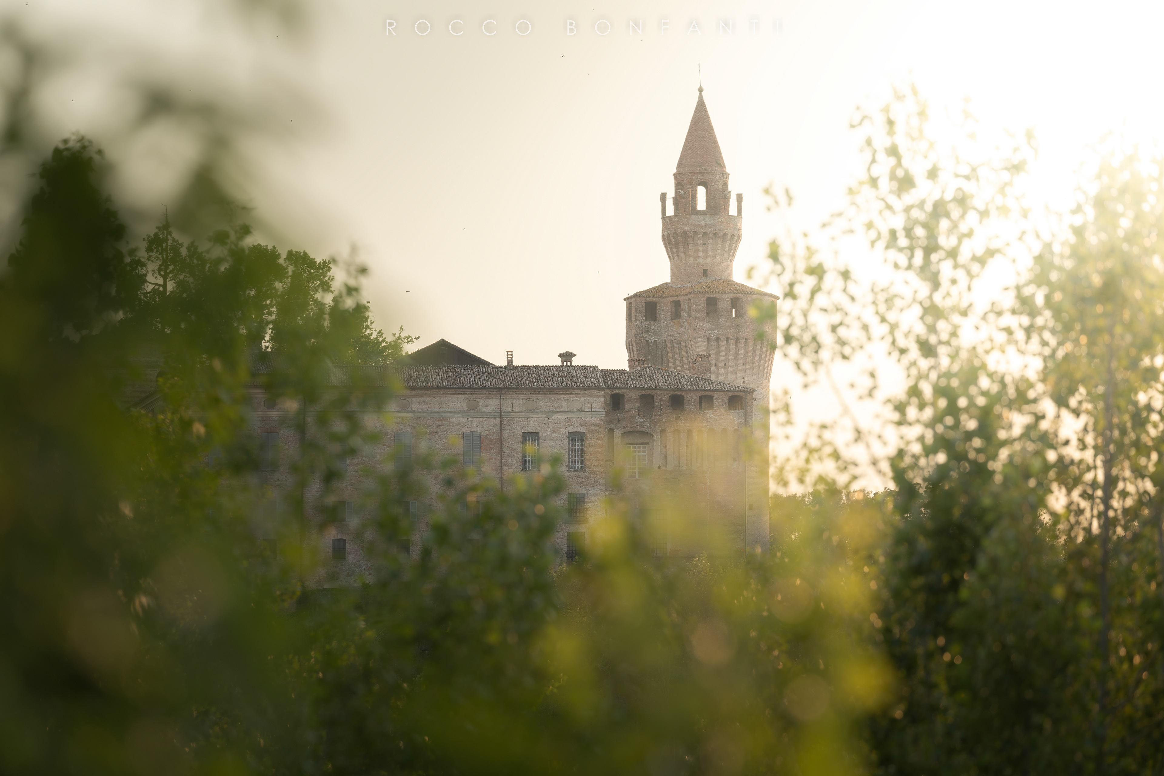 bagliore sul castello, dettaglio