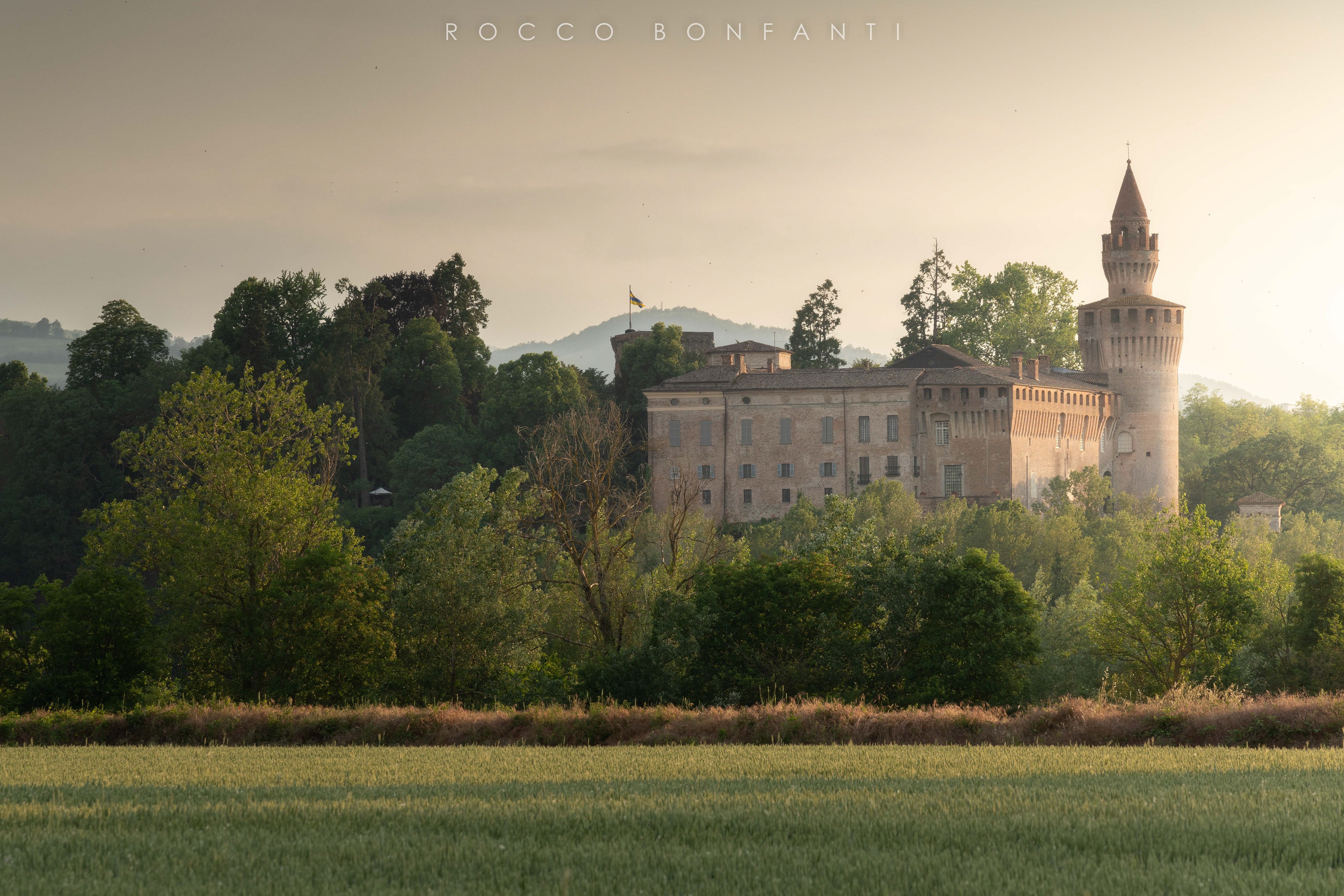bagliore sul castello