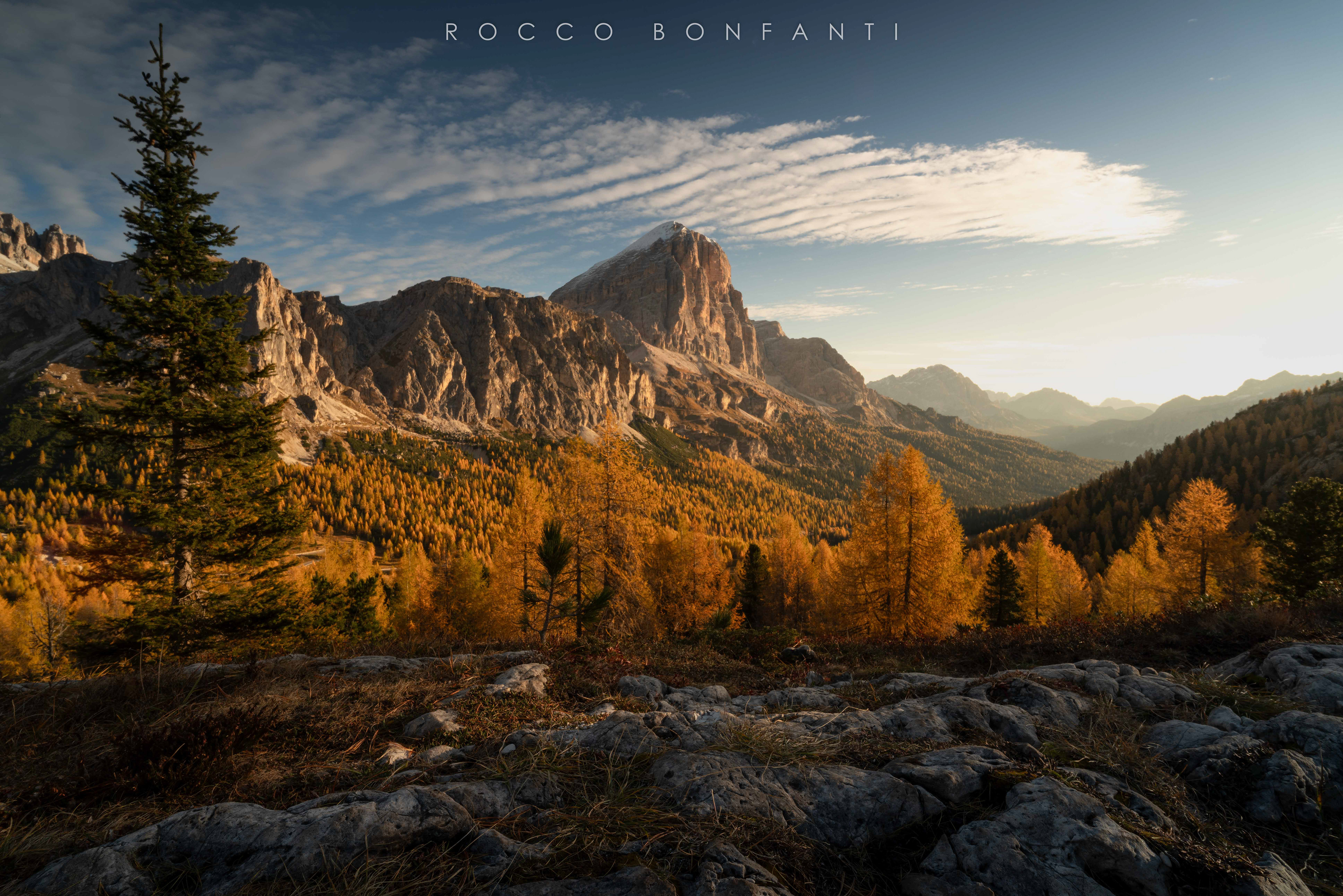 La prima luce sulla Tofana