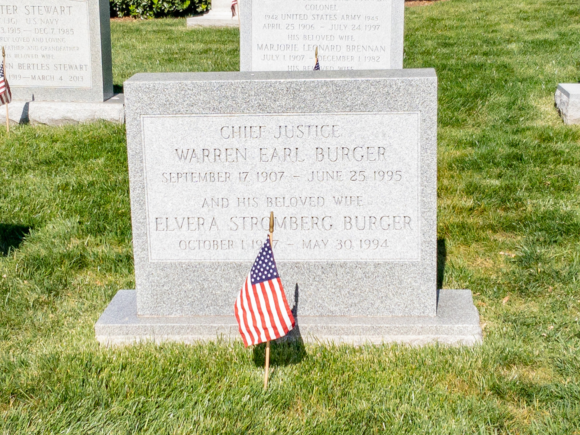 Warren Earl Burger