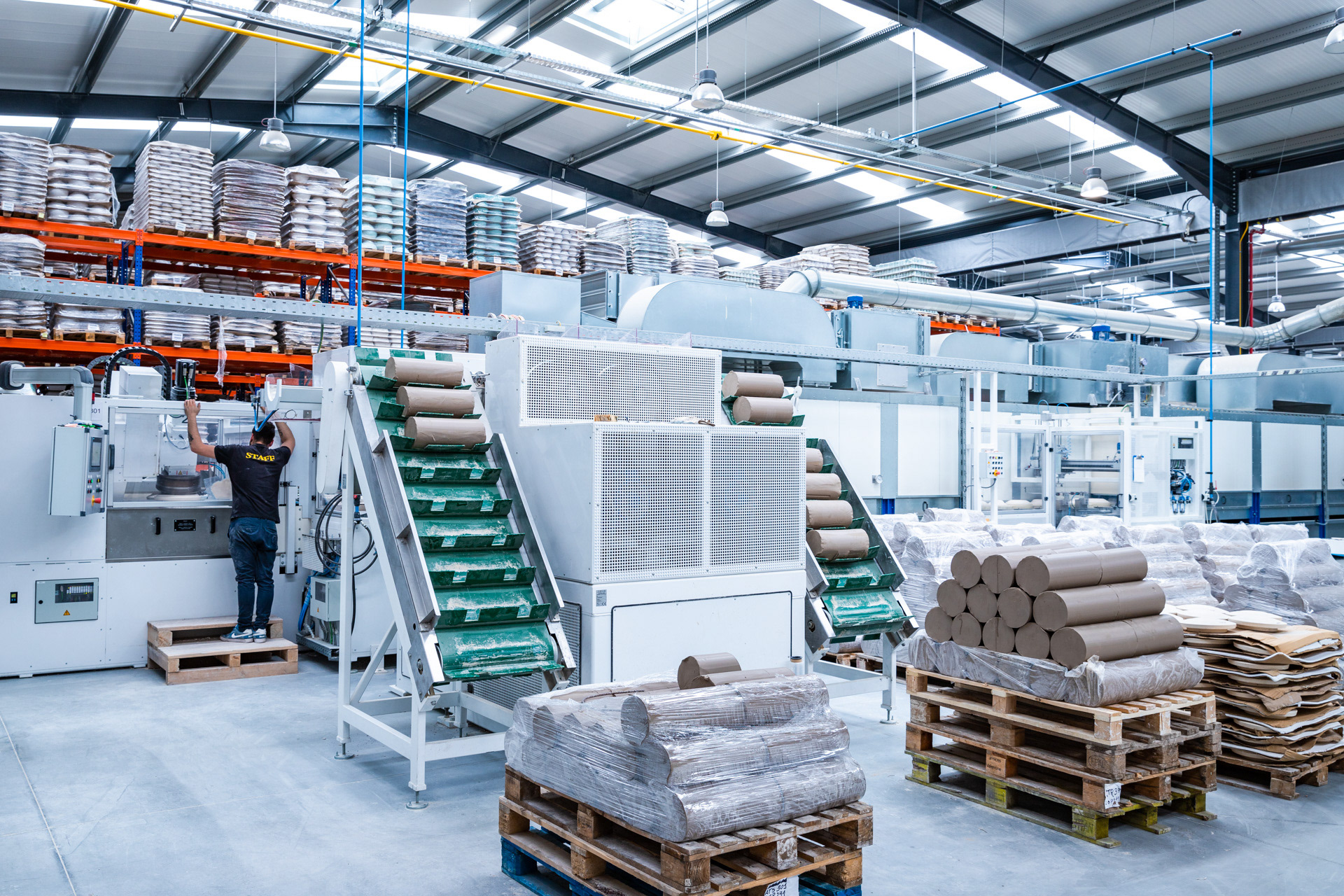 fotografia de indústrias máquina molde