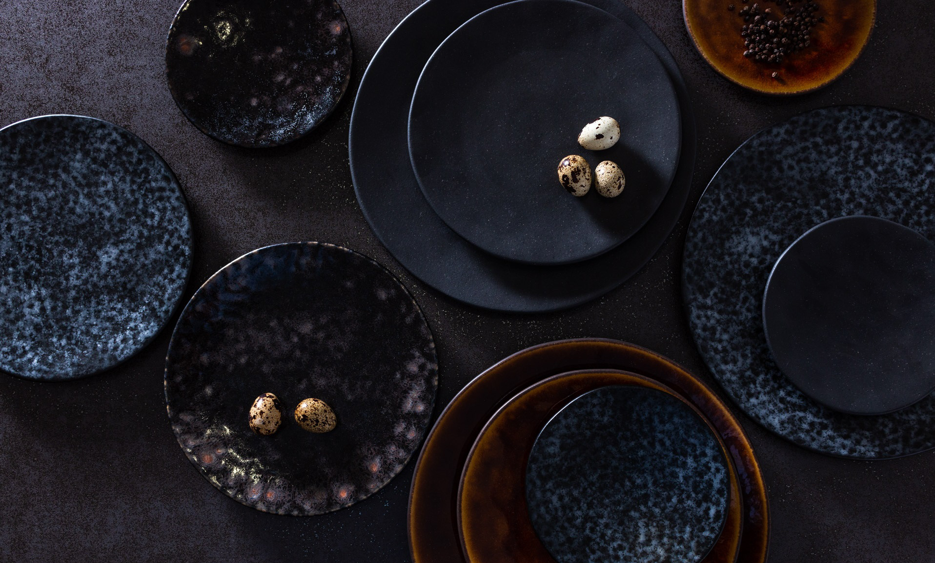 louça rústica negra