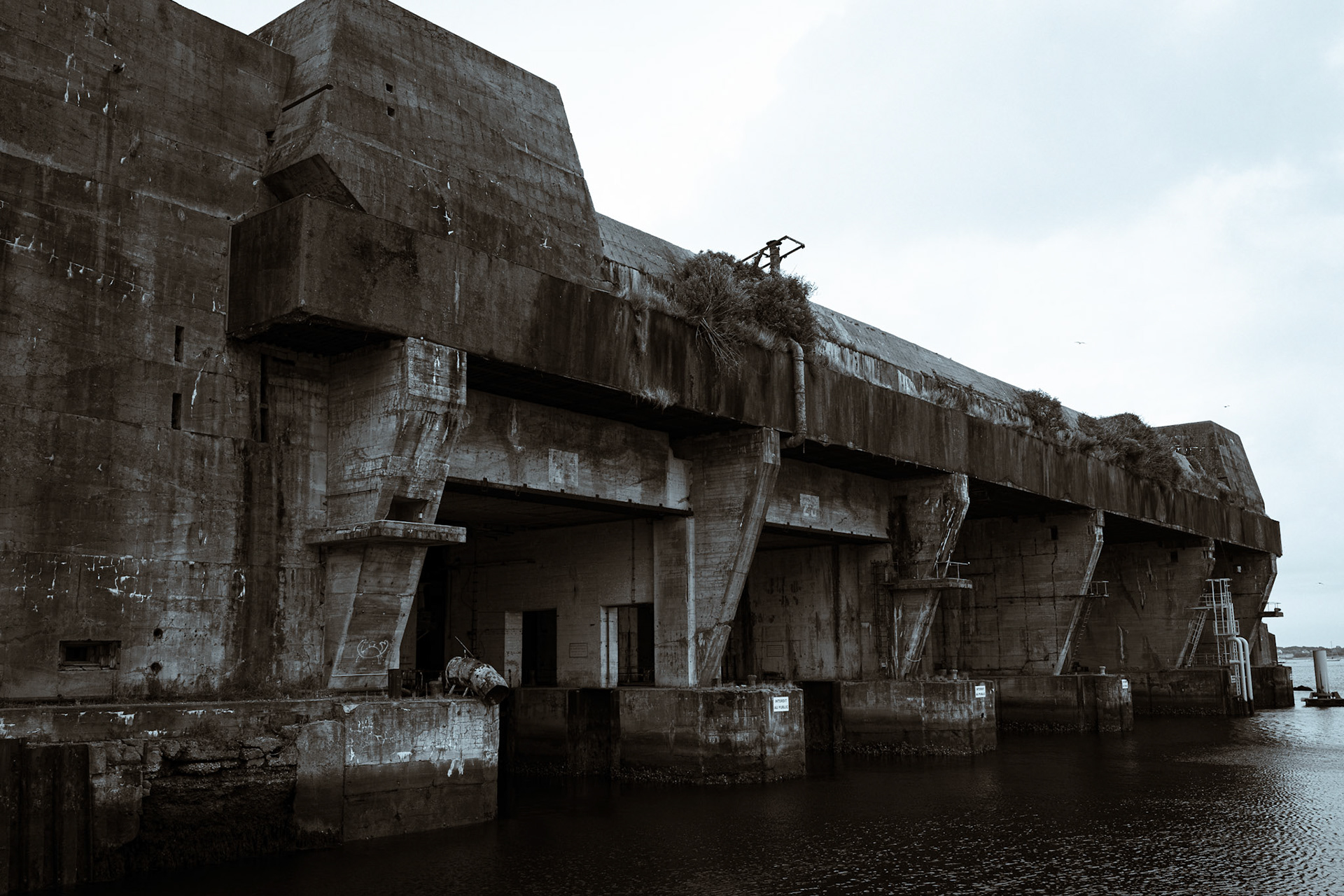 Une histoire de guerre - 1/125s - f/5.6 - ISO 50