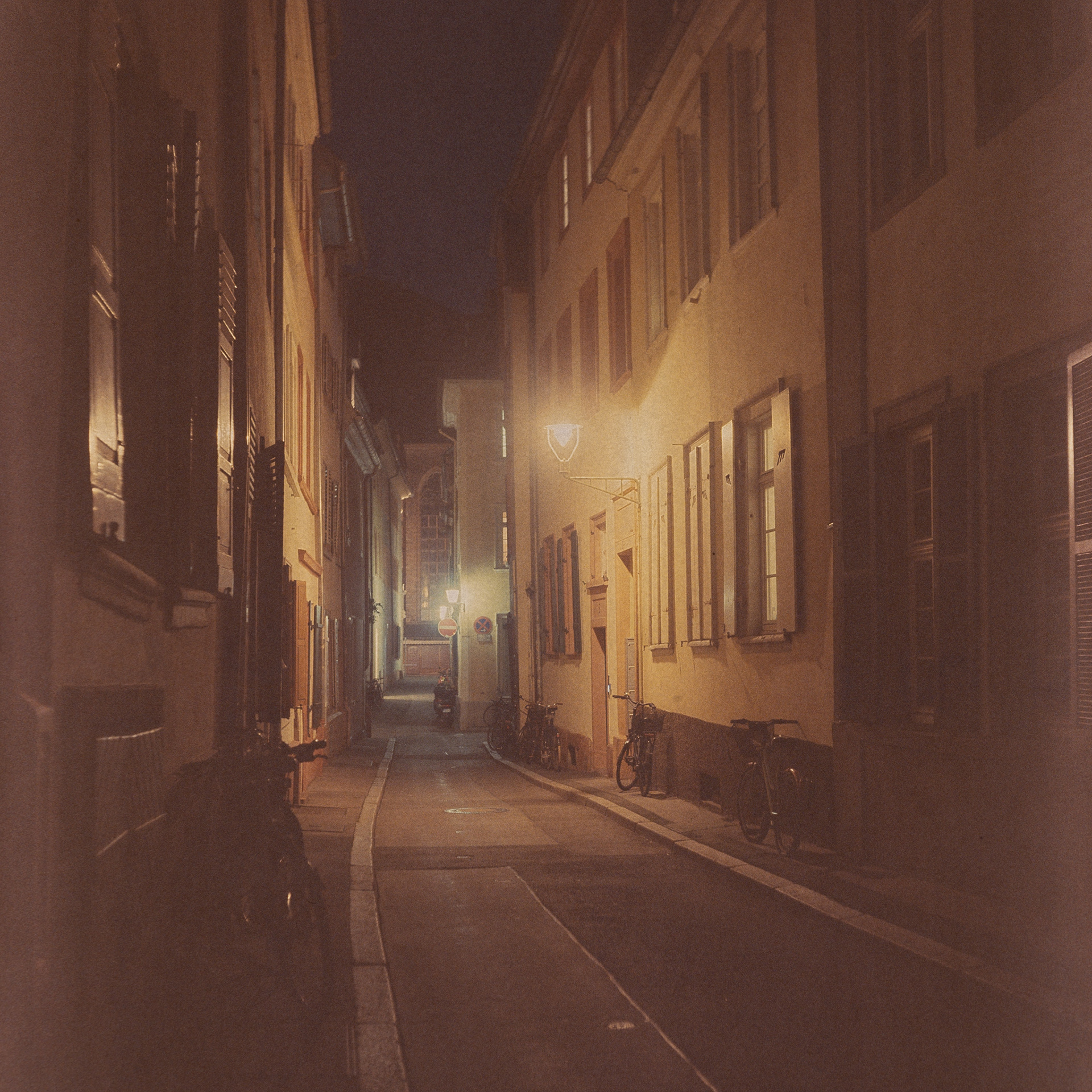 Kodak Ektachrome 160T expired in 1979