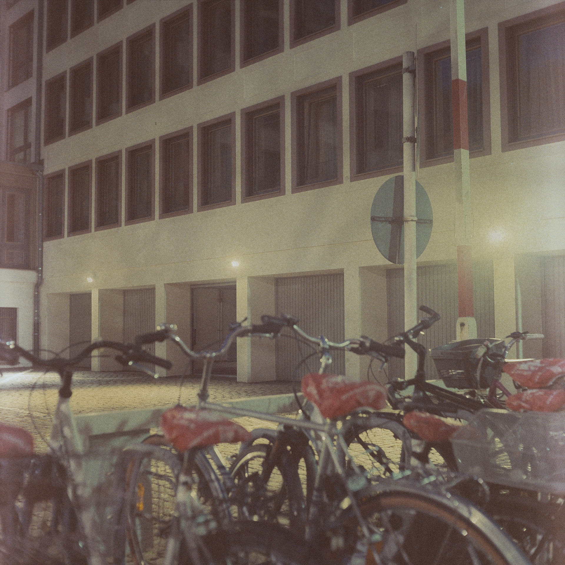 Kodak Ektachrome 160T expired in 1979