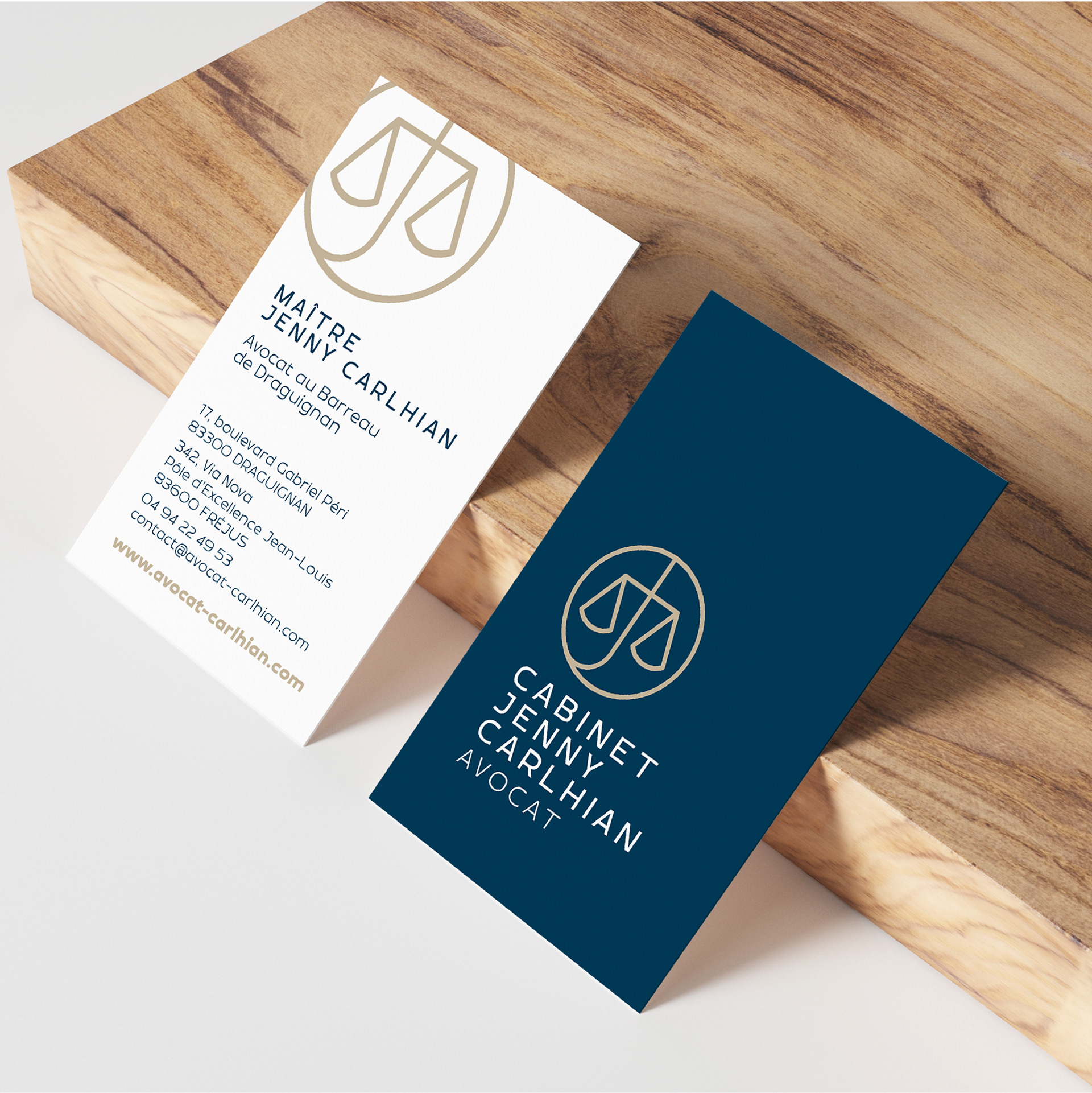 Carte de visite du Cabinet Jenny Carlhian Avocat Croquis logo © Olivier Cochard “Le Graphiste Sauvage”