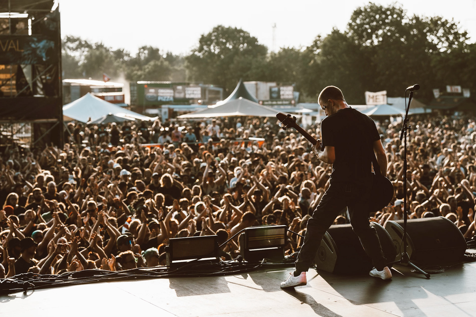 Stick to your Guns - Marius Landwehr