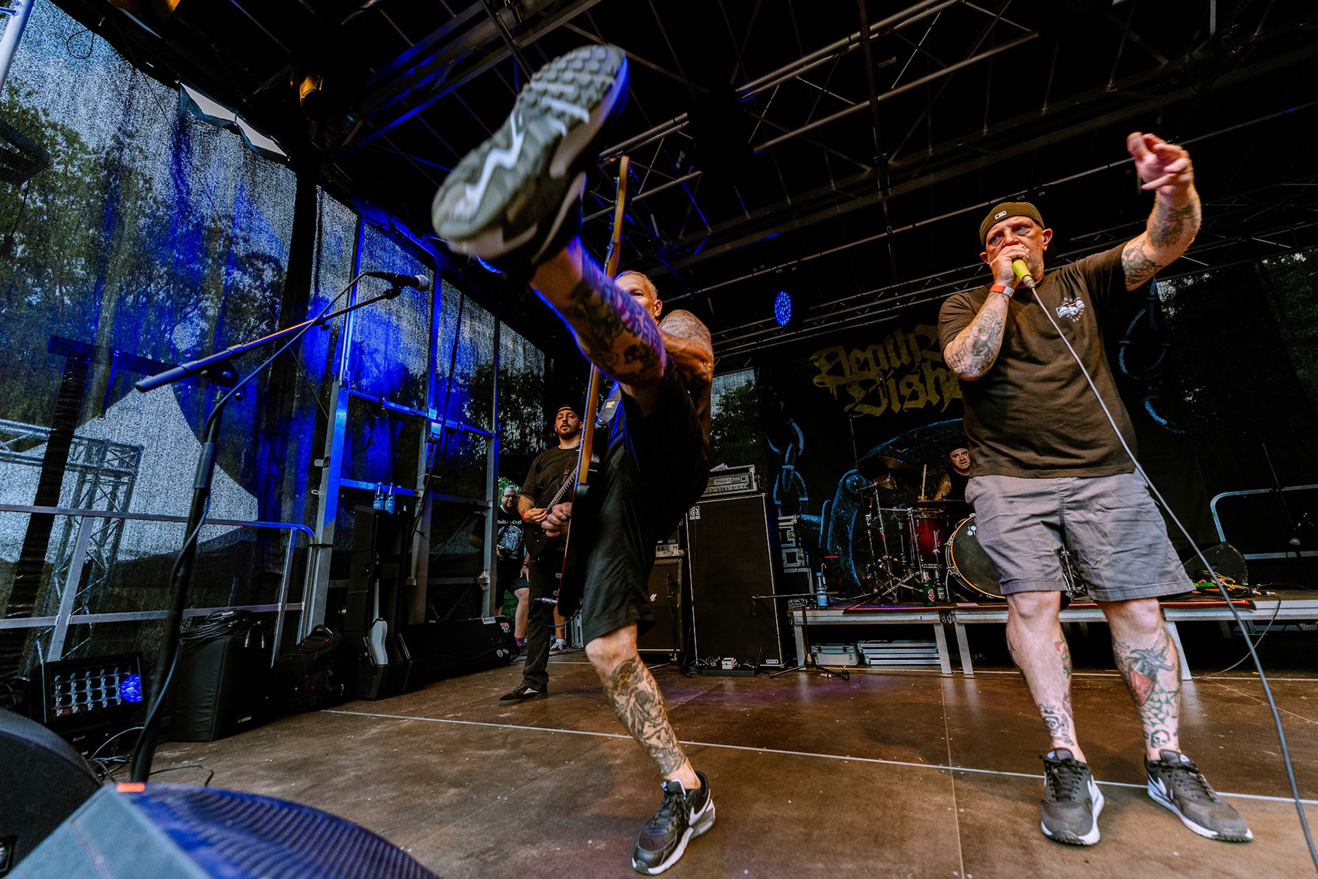 Death Before Dishonor - Marius Landwehr