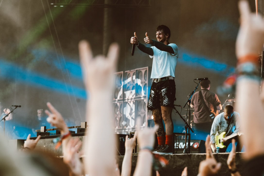 While She Sleeps - Marius Landwehr