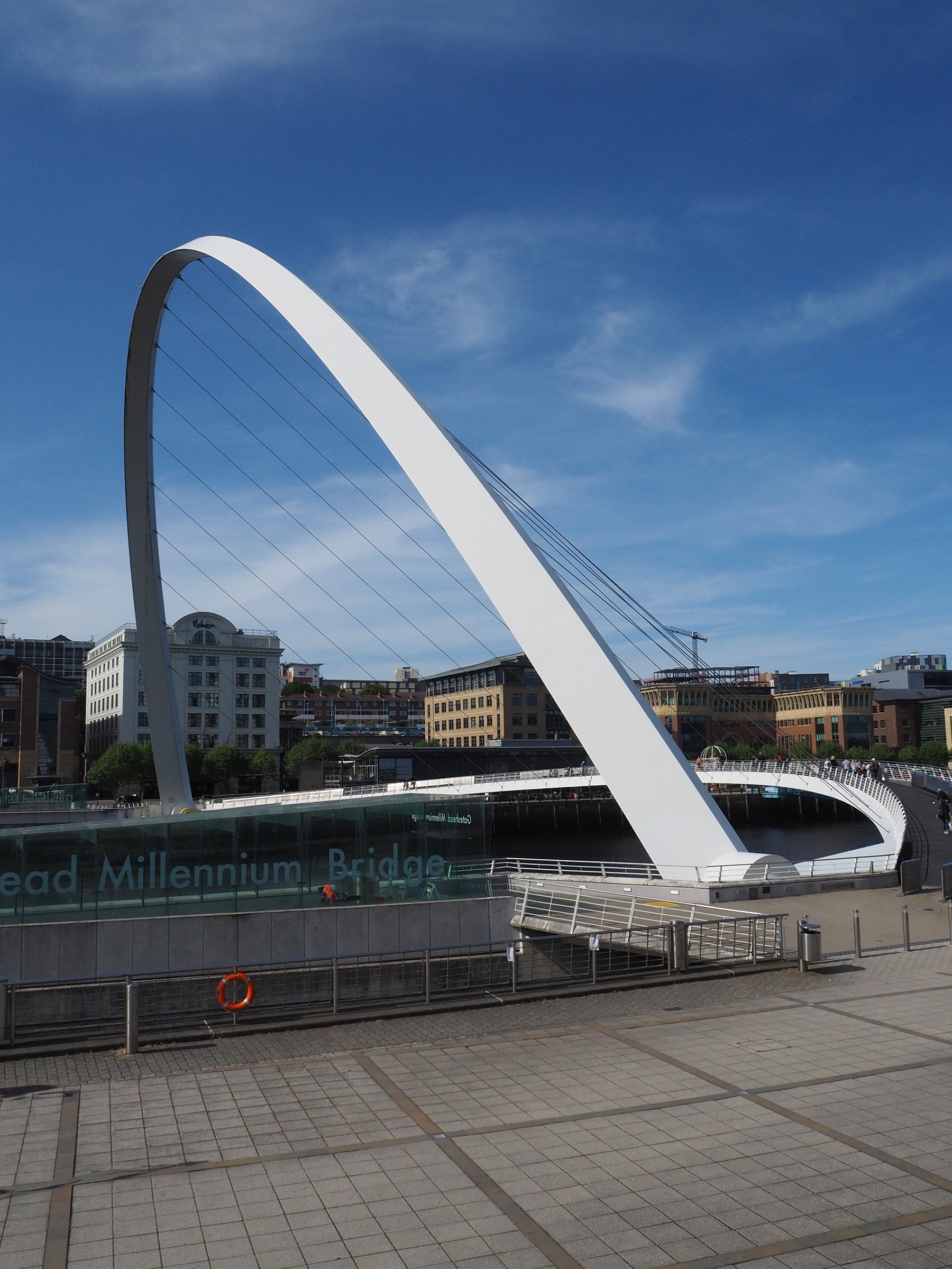 Gateshead Millennium Bridge - Newcastle