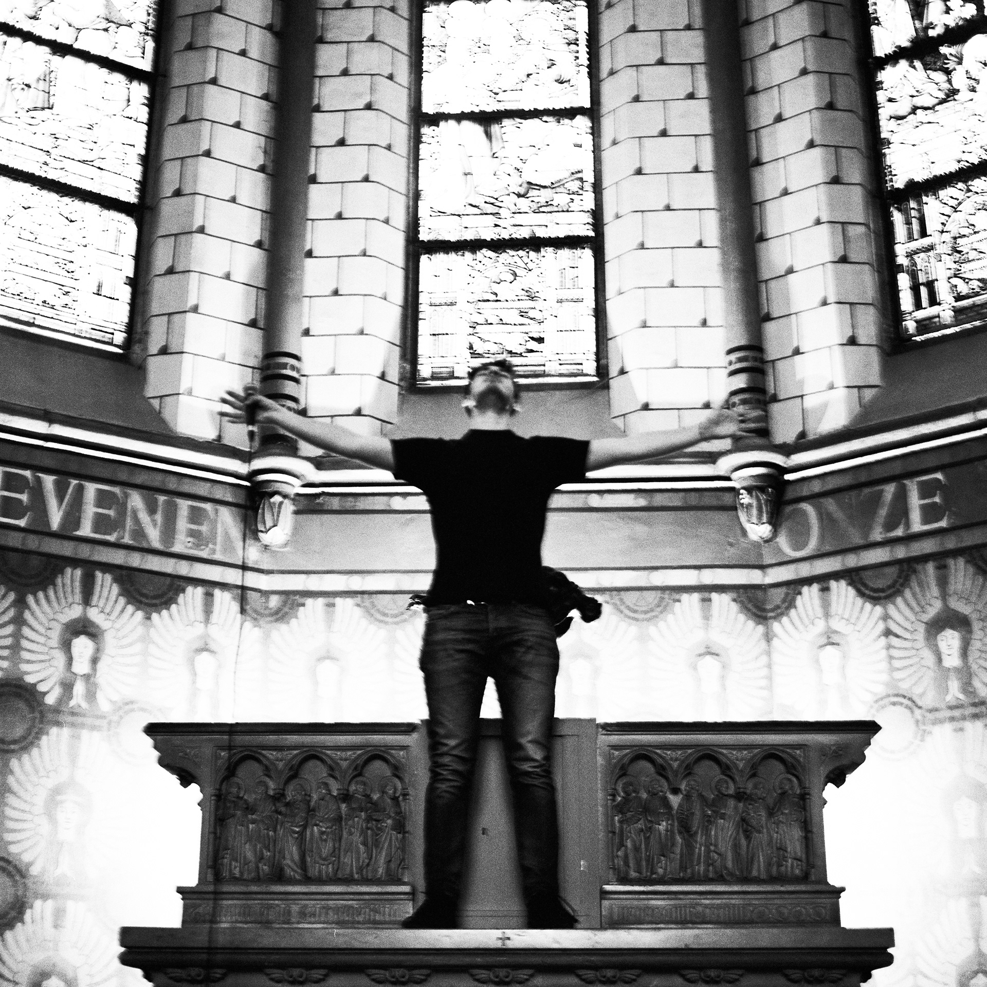 Jef Jenaer (Cuts & Bruises), Vocals, Aarschot