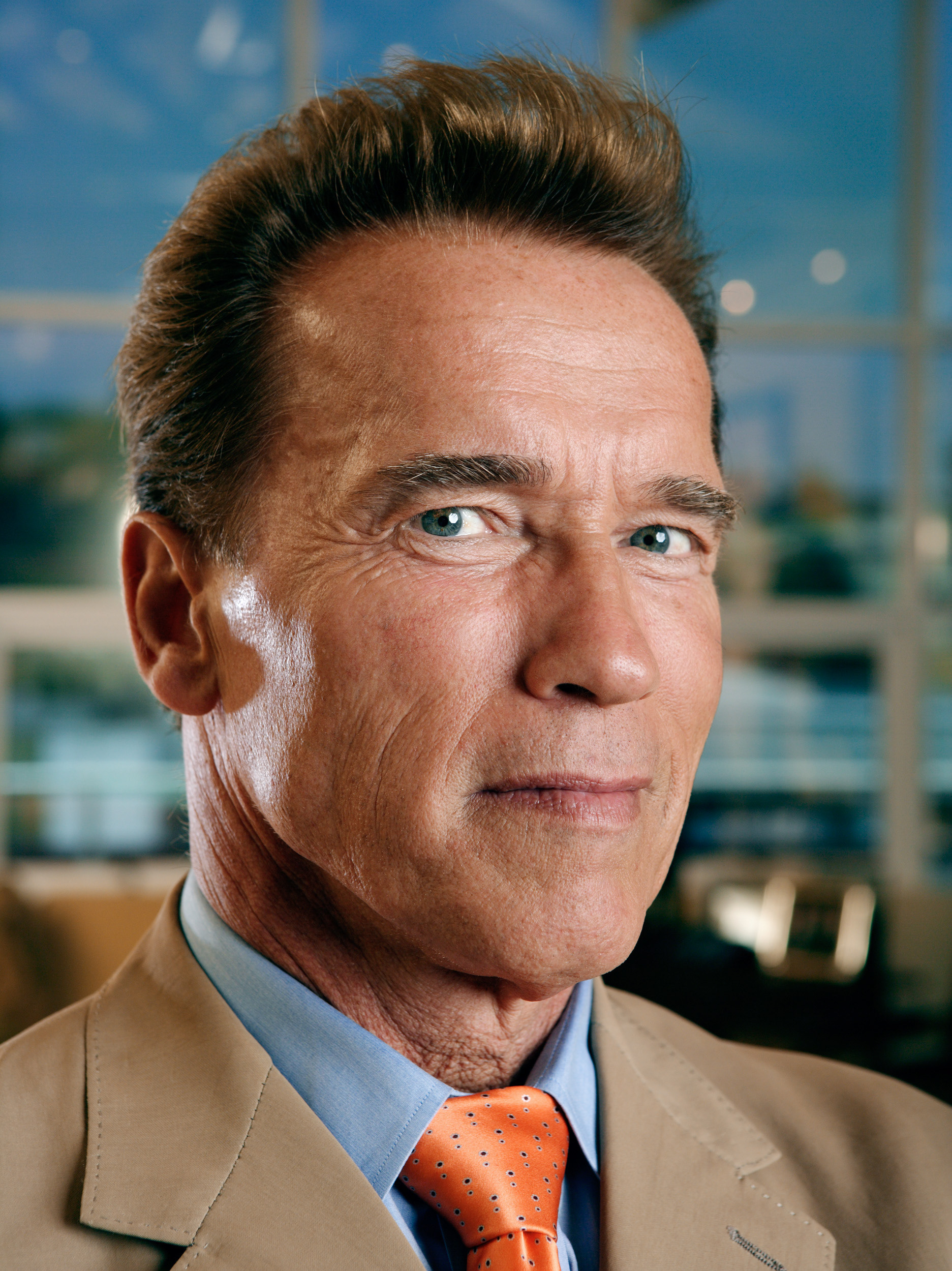 ARNOLD SCHWARZENEGGER