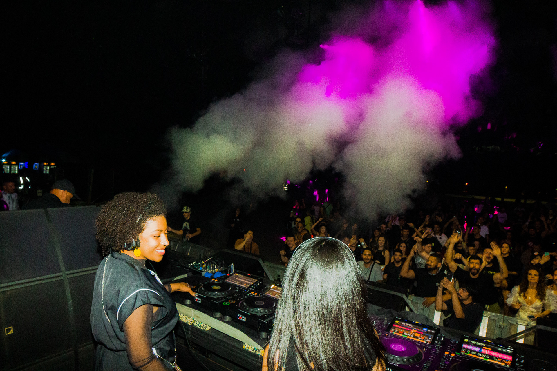 Due & Eliwasa at TimeWarp Brasil for Entourage, May 2023 - São Paulo