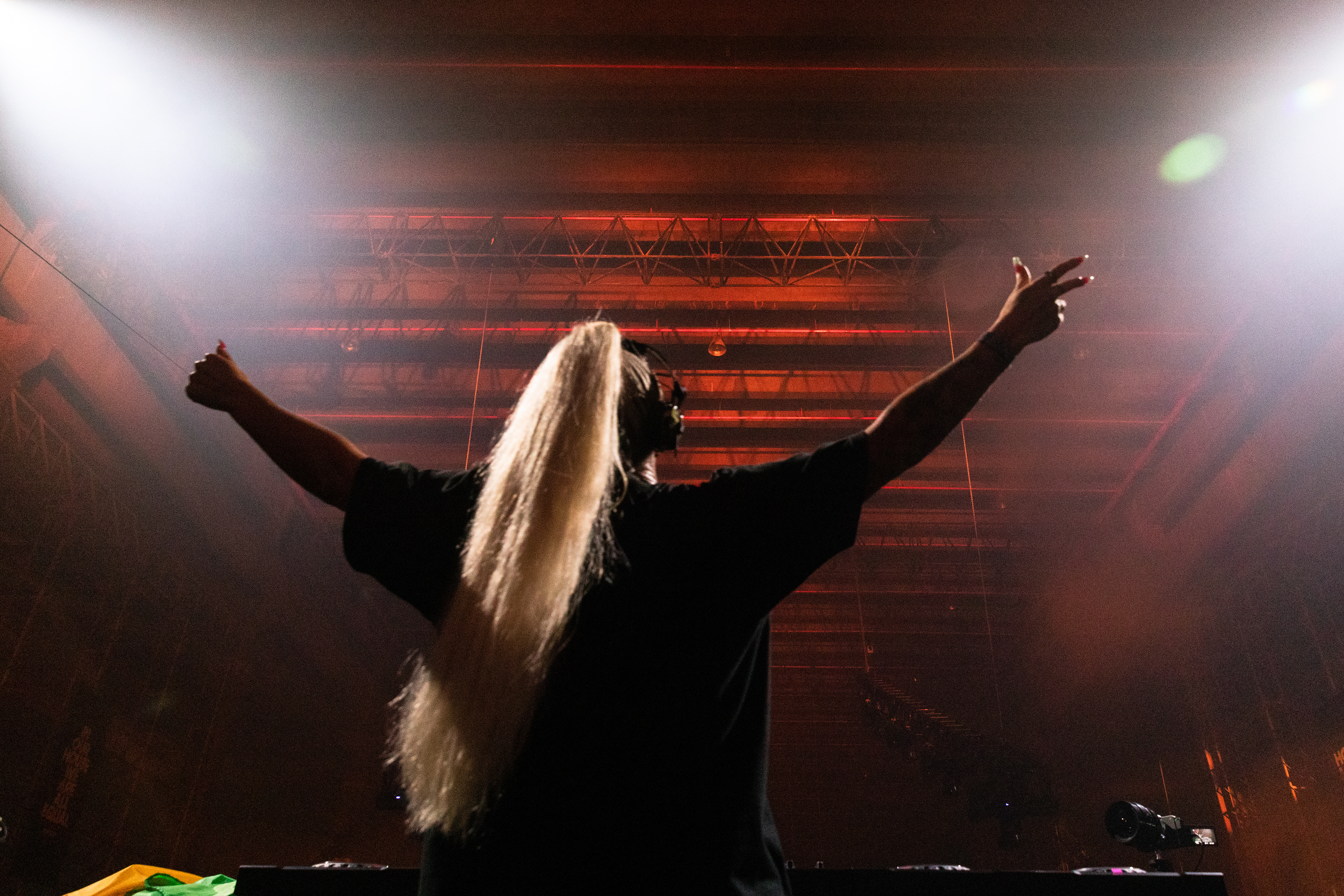 Sam Devine, April 2022 for M.SLive at Arca - São Paulo, BR