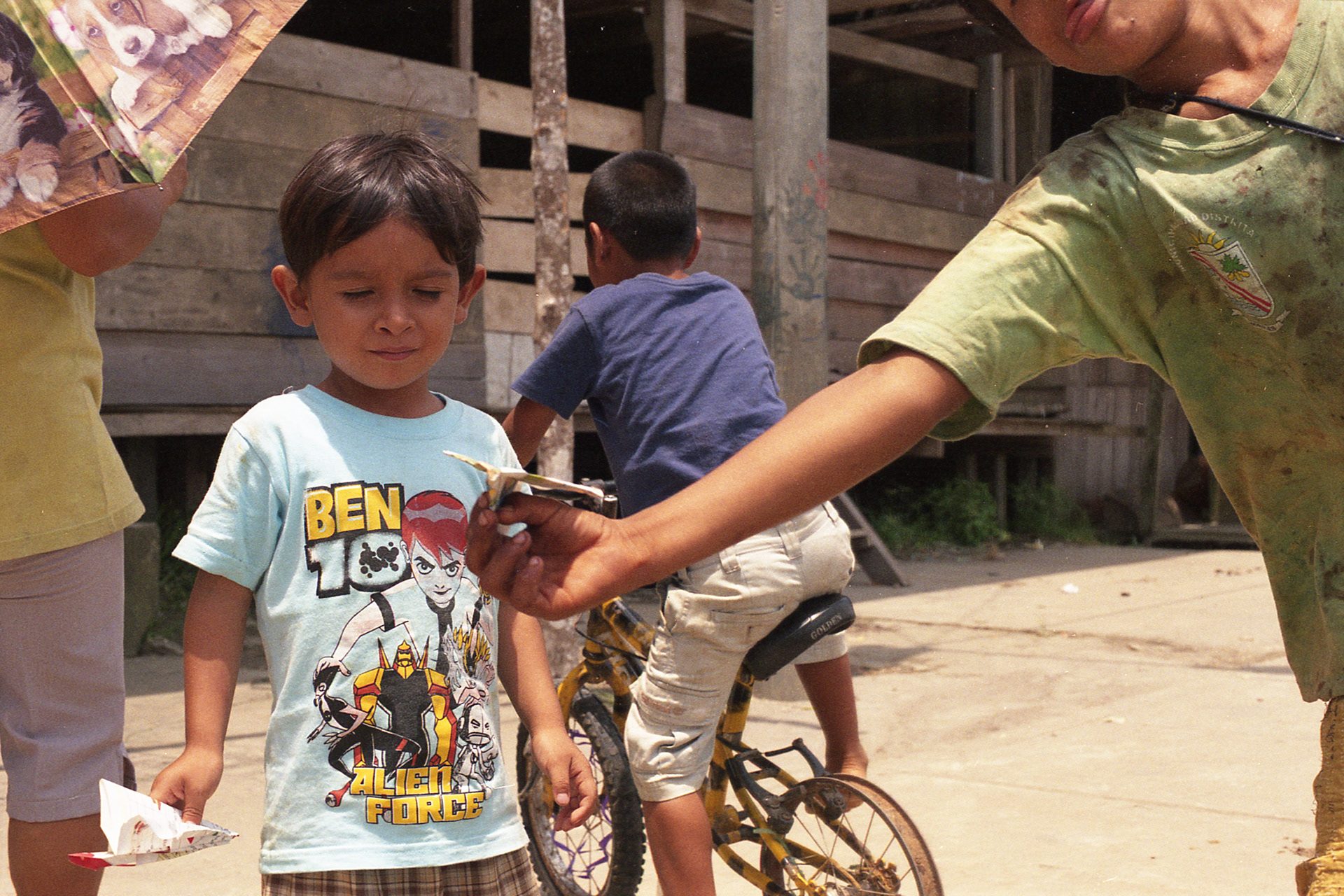 CanonA1 x KodakGold200 x FD50mm