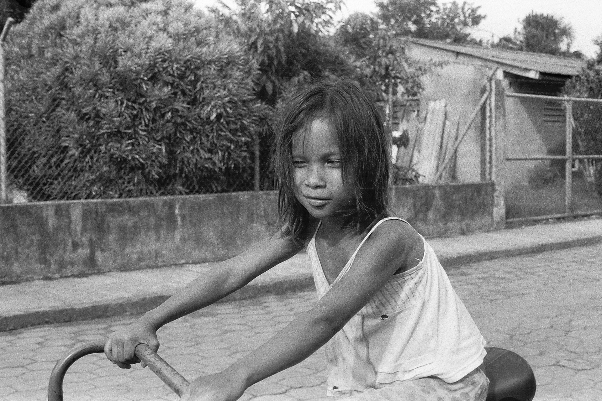 CanonA1 x IfordHP5 x FD50mm