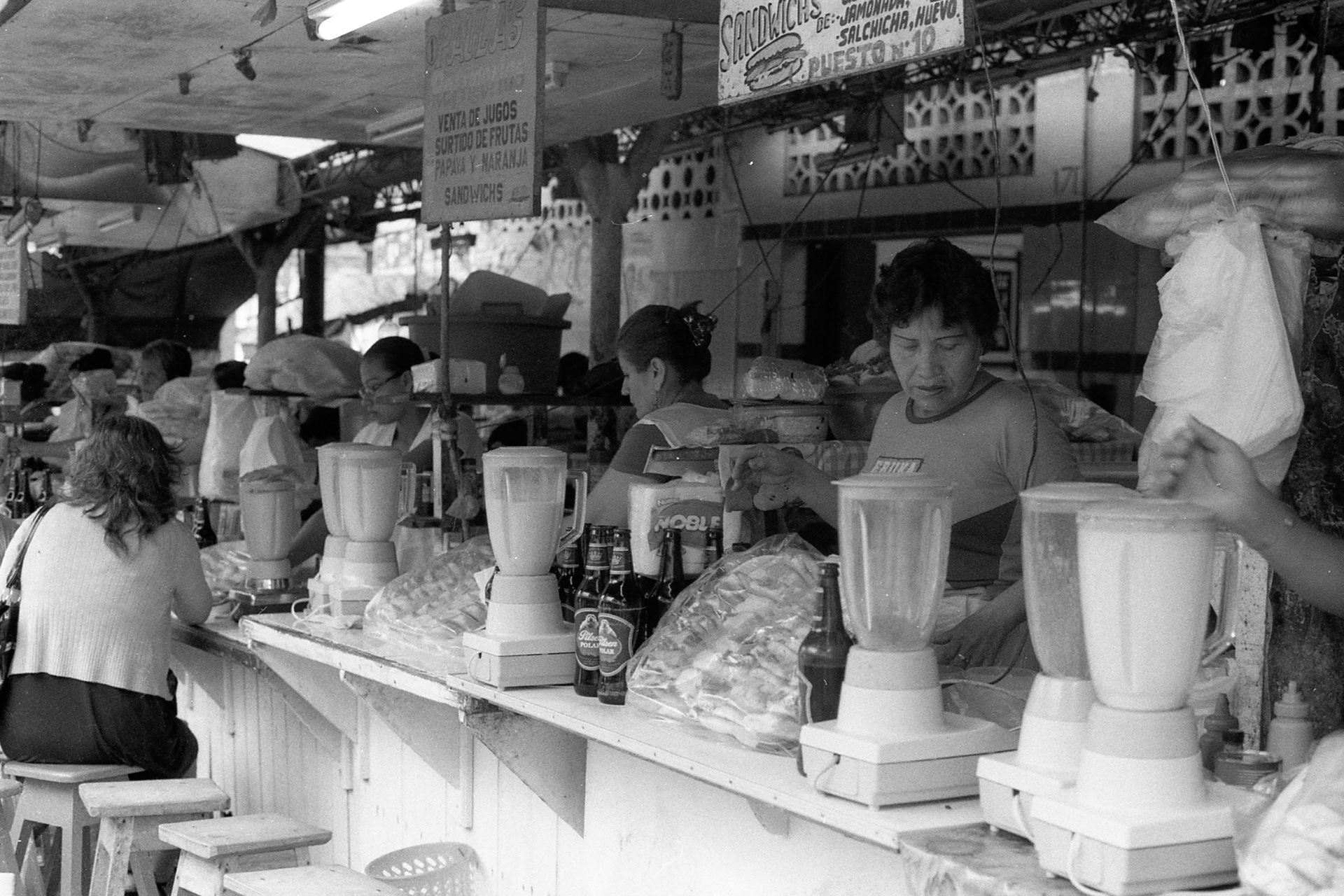 CanonA1 x IfordHP5 x FD50mm