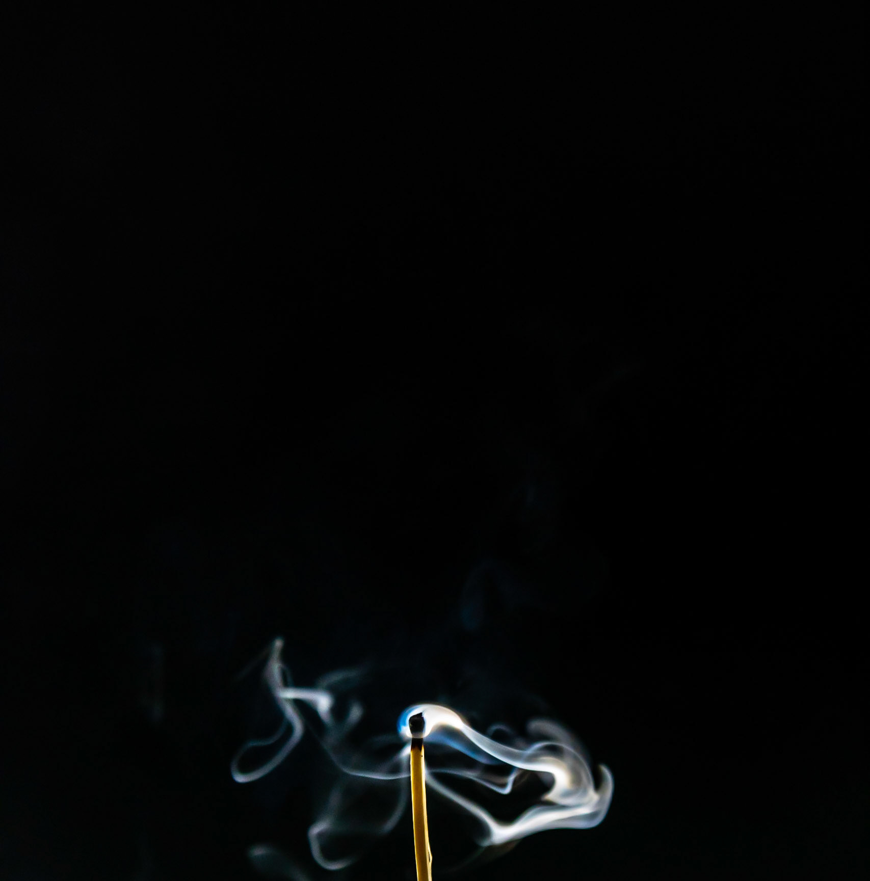 match, matches, smoke, black background and flame, after fire