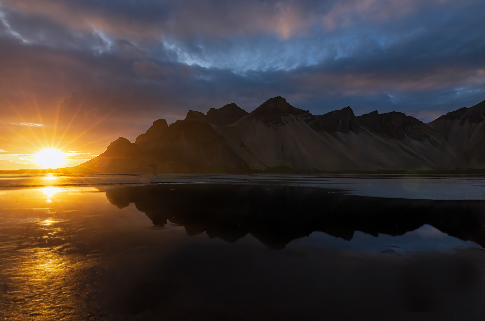 Vestrahorn sunset