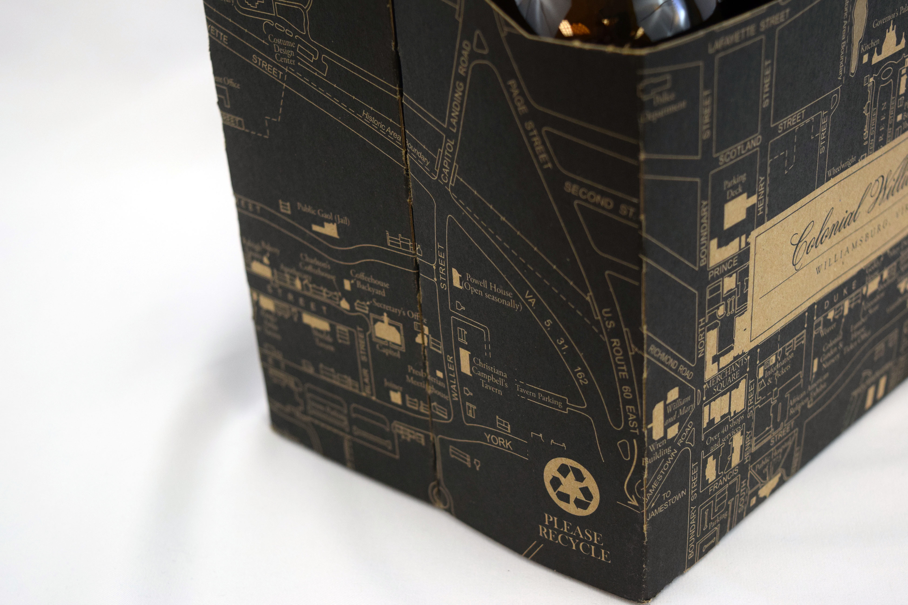 Photograph of Colonial Williamsburg 6 pack drink carrier designed by Andrew Thompson