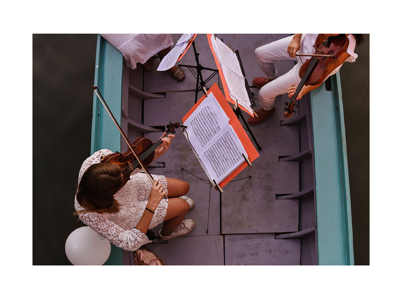 David Gil — La Fondamenta Bianca 2020, event, musicians in boat