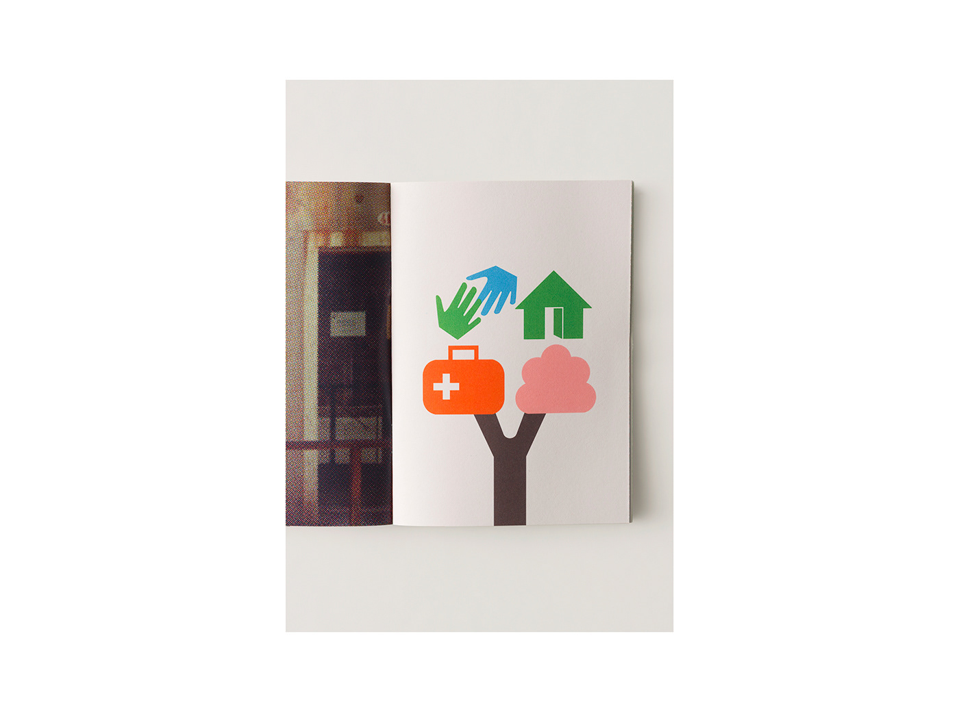 David Gil — Avapo Venezia, Brand identity, promotional booklet