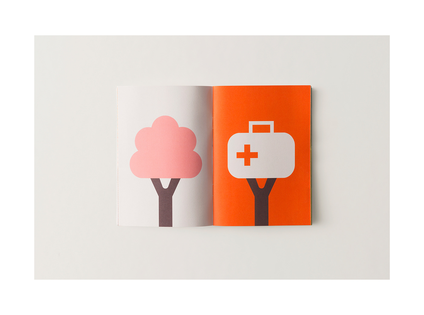 David Gil — Avapo Venezia, Brand identity, promotional booklet