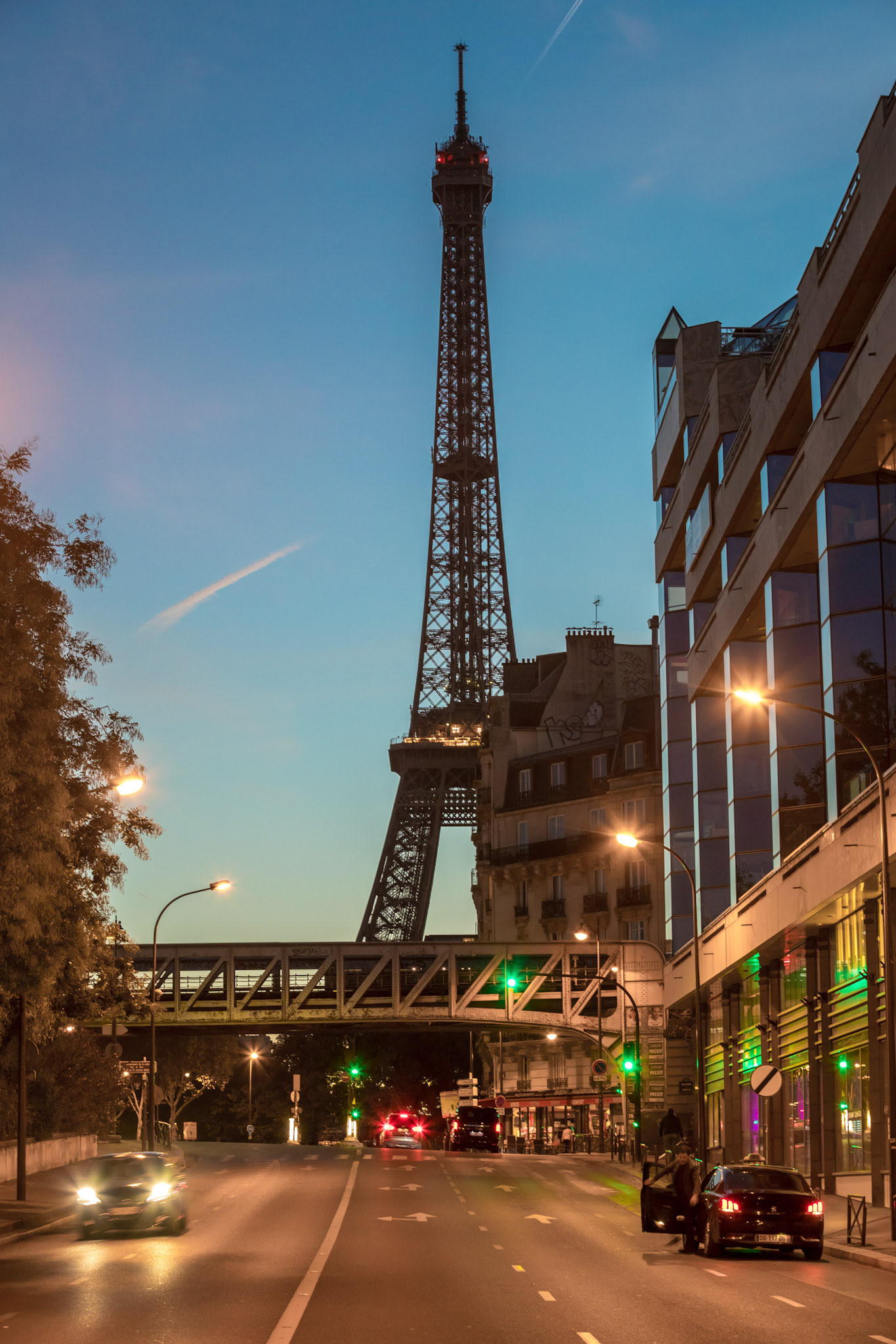 Paris F