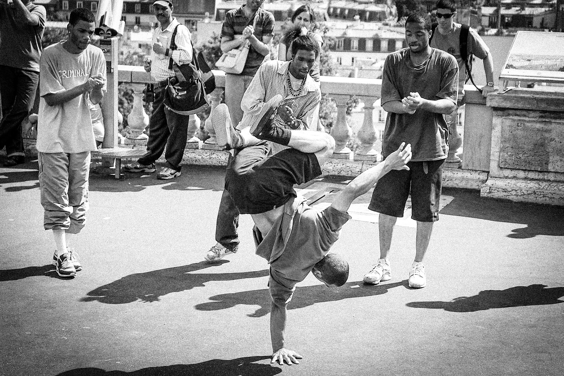 Street dancers at Sacré-Coeur Paris