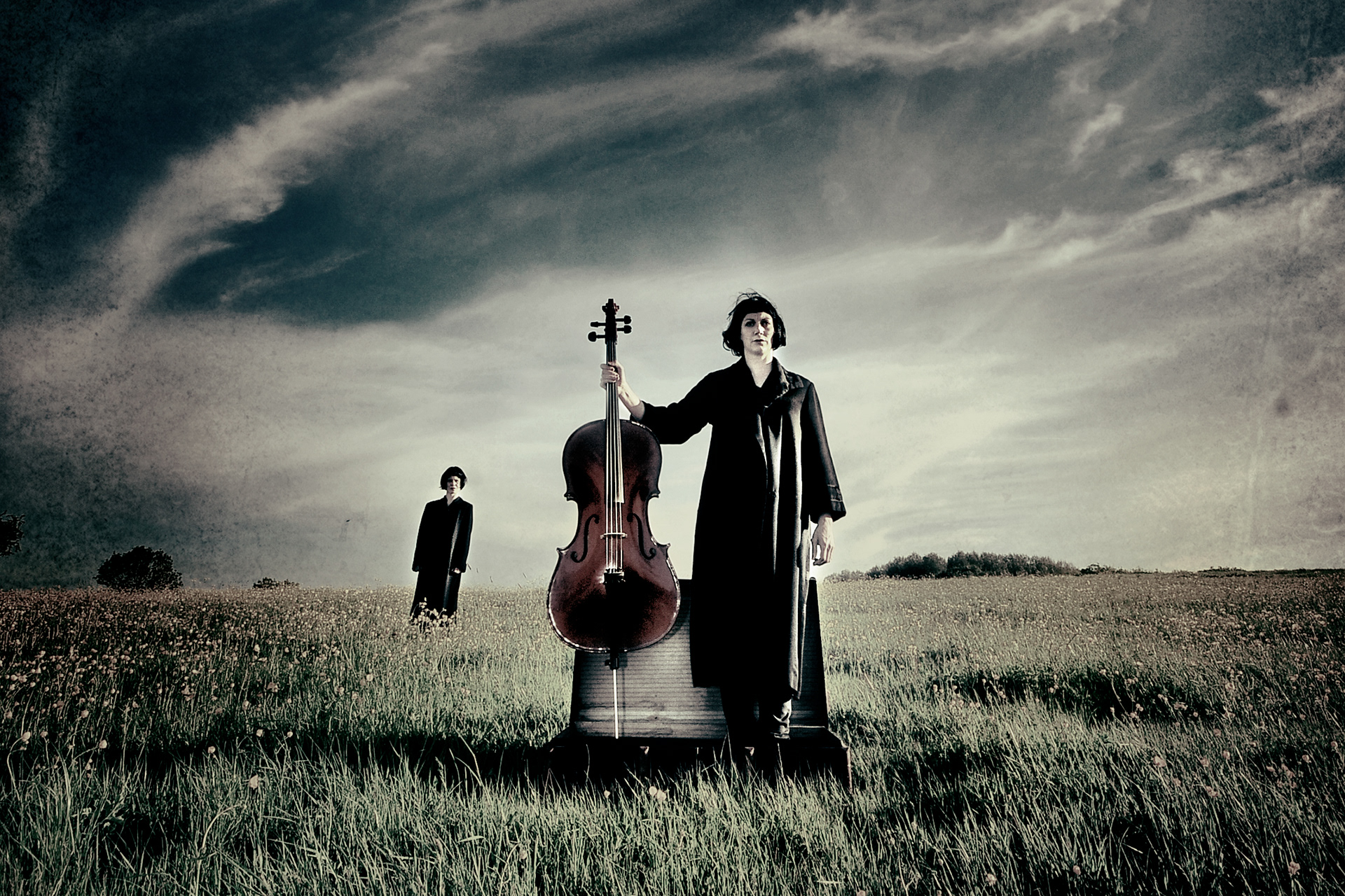 Poster Photography for The Forsythe Sisters for Gagglebabble Theatre