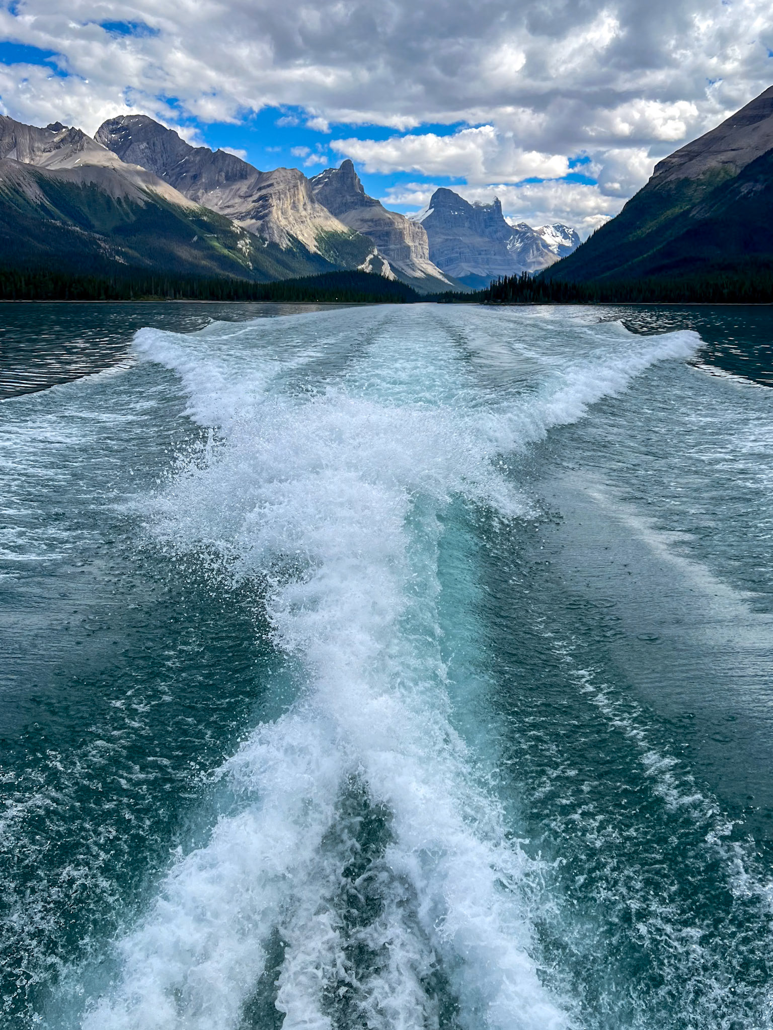 Maligne Lake, Jasper, Alberta