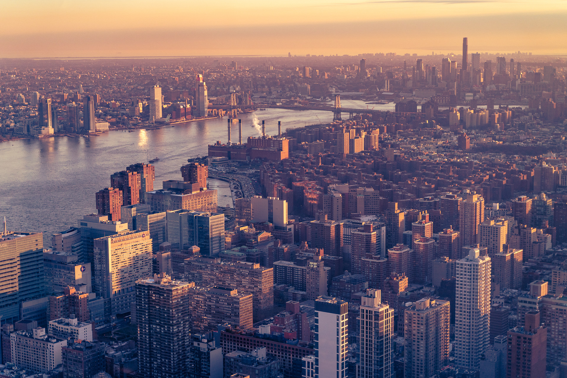 Sunset over Eastern Manhattan and Brooklyn, New York