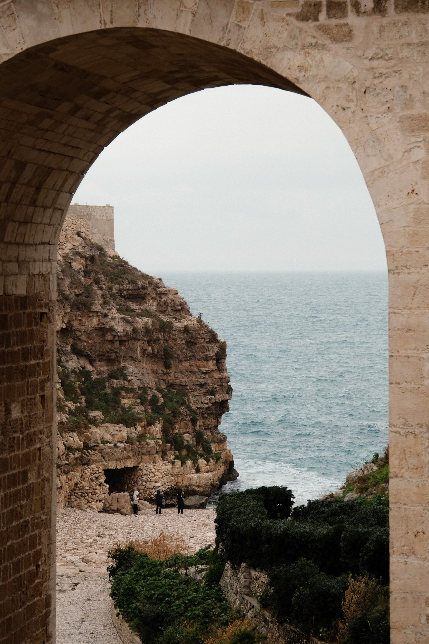 Through the arch, a memory.