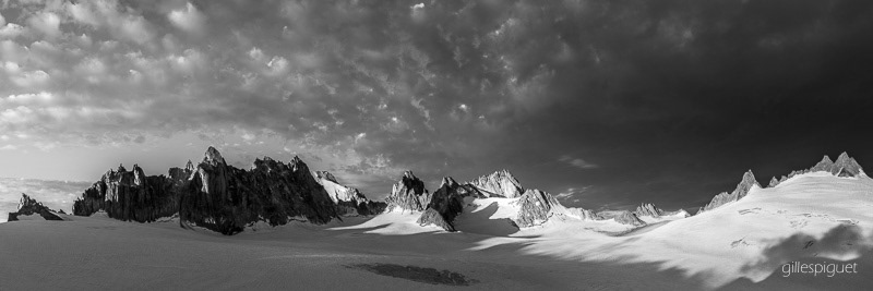 Yin and Yang - (Plateau du Trient) Suisse