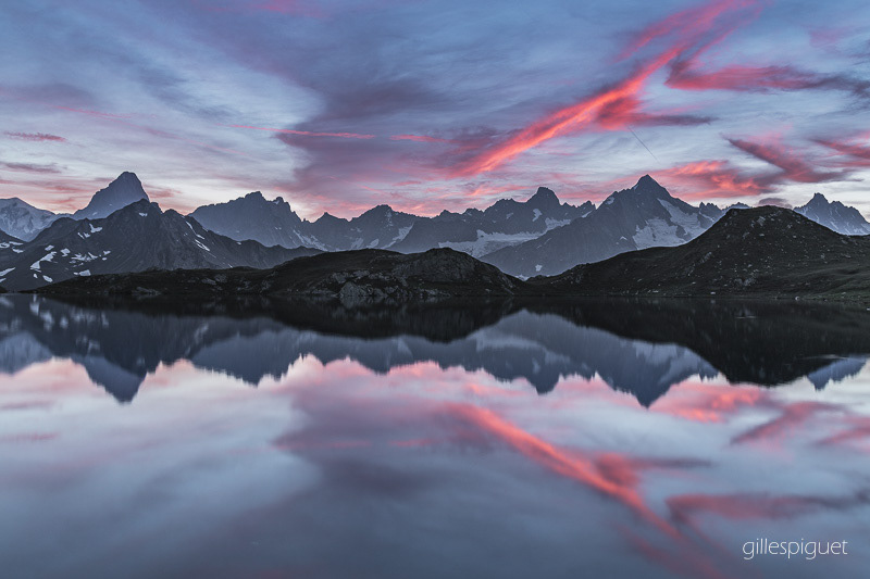 Reflets Rosés - (Lacs de Fenêtre) Suisse