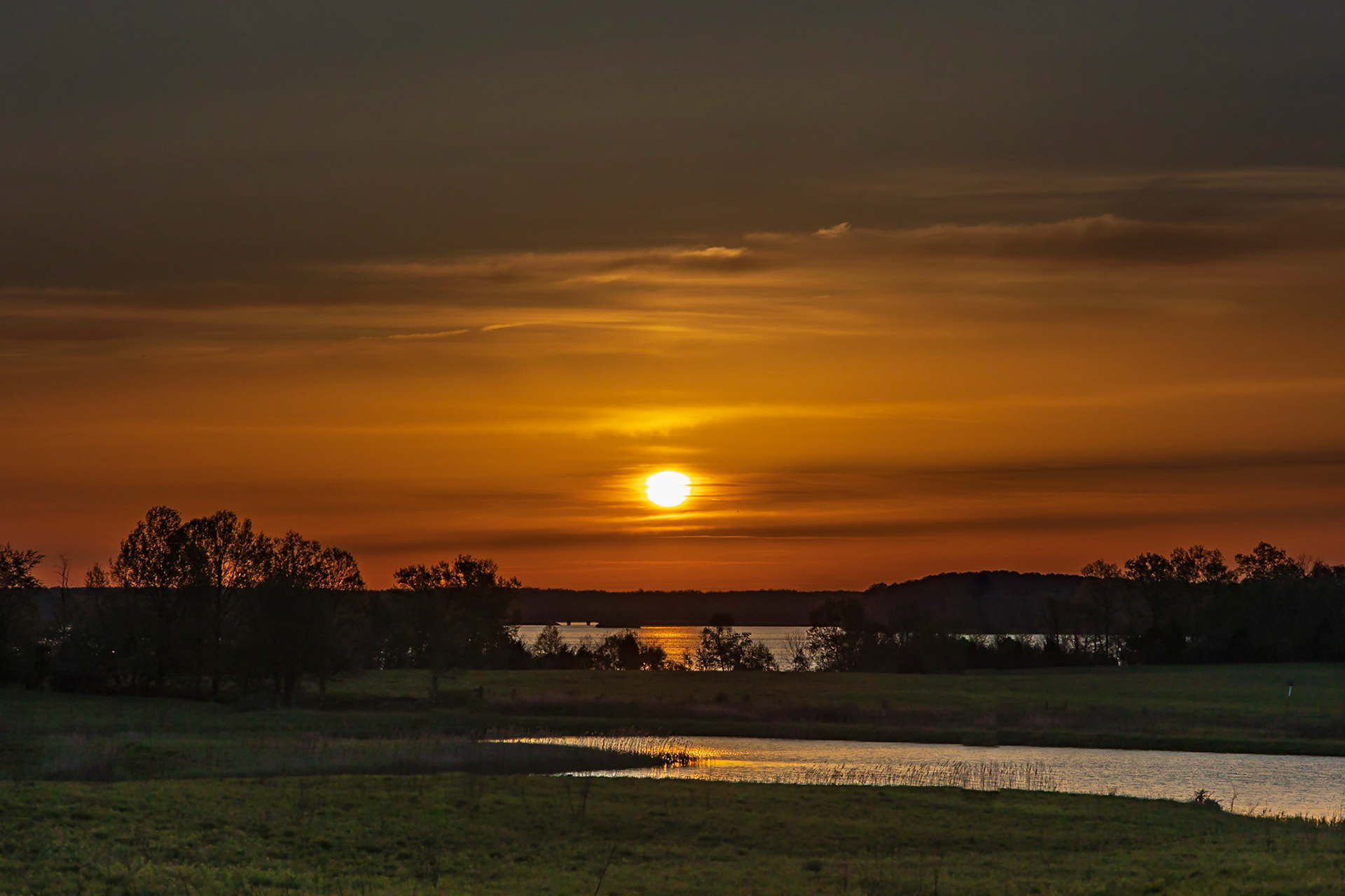 Sunrise south end of Wolf Creek Rd.